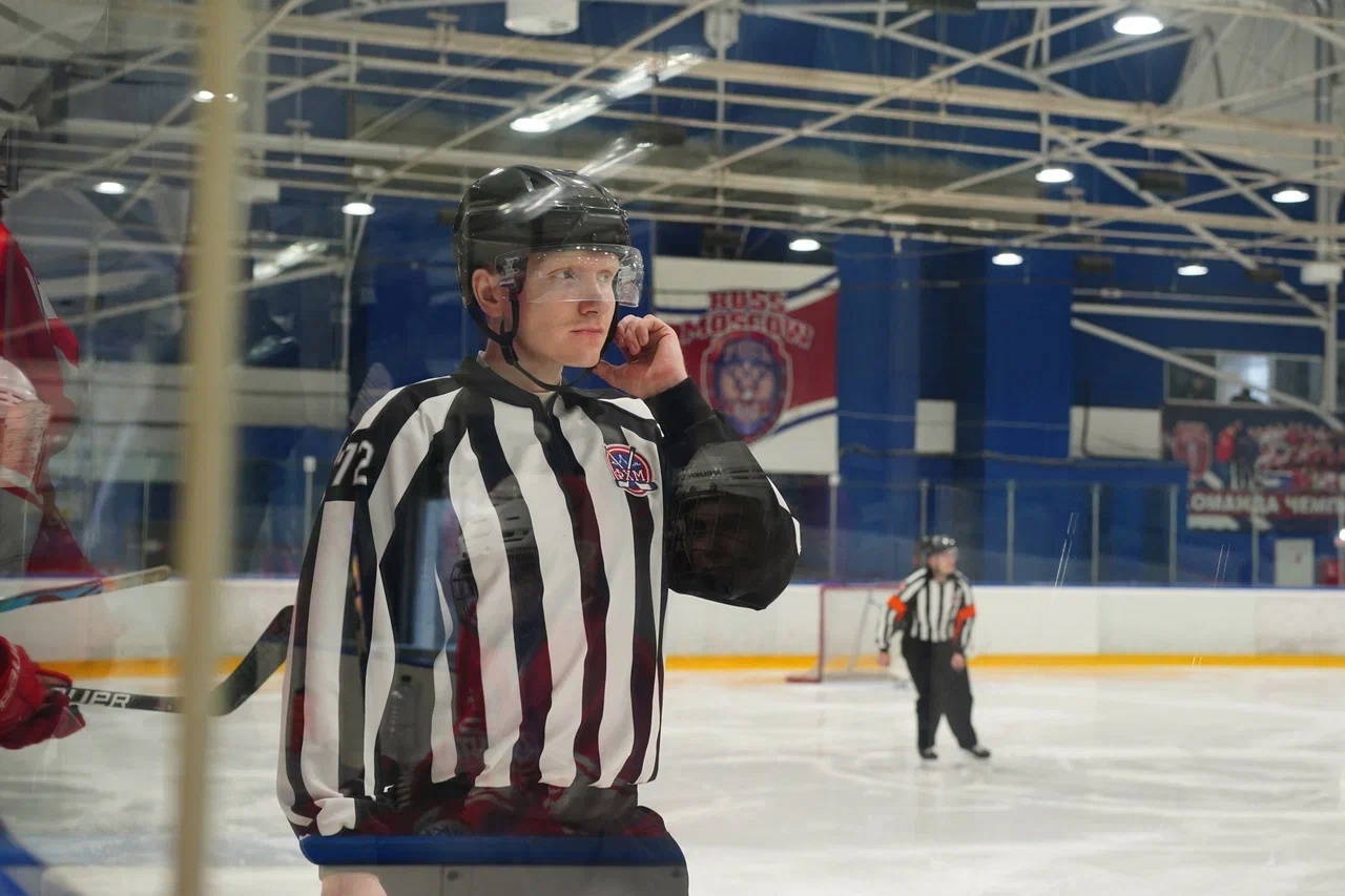 Арбитр Денис Горюхин: В хоккее важно быть честным