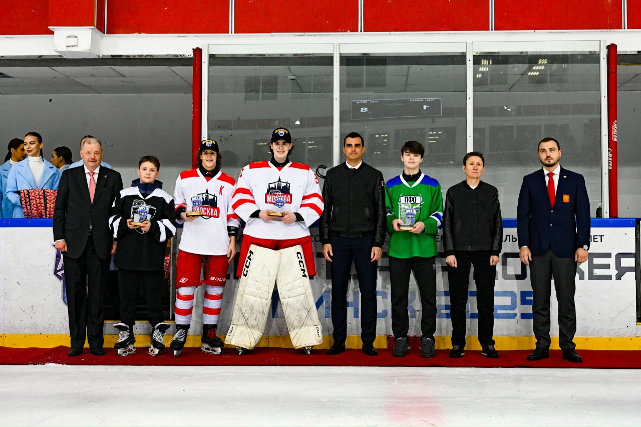 Руслан Кущёв и Данила Фомин – лауреаты турнира «Территория хоккея U14»