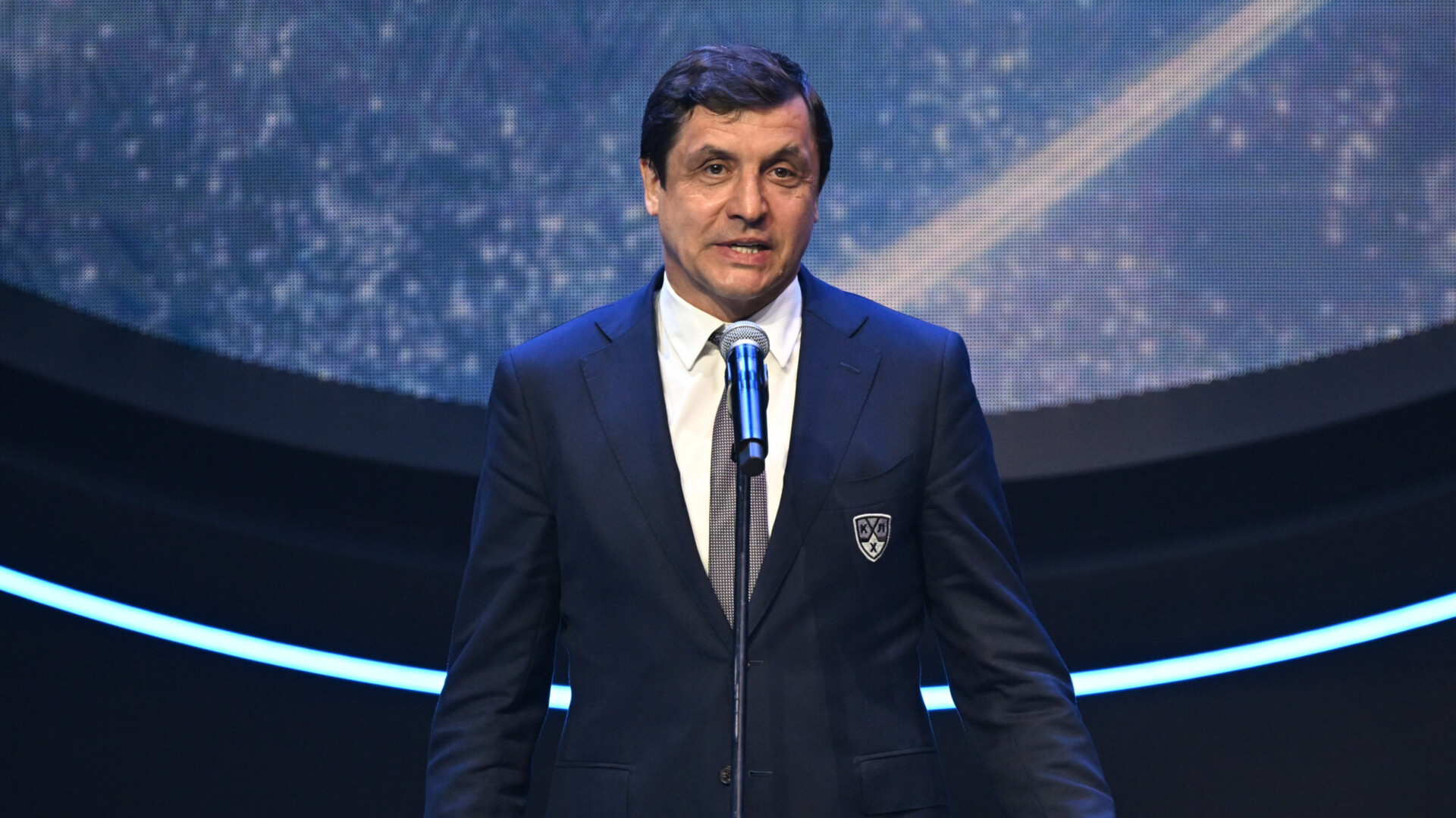 Поздравляем Валерия Каменского 