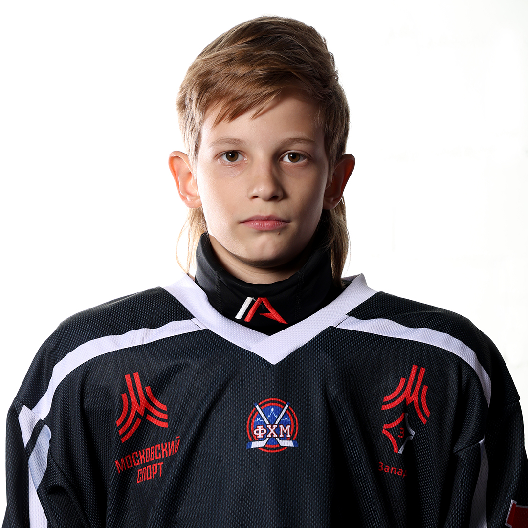 Роман Столбунец