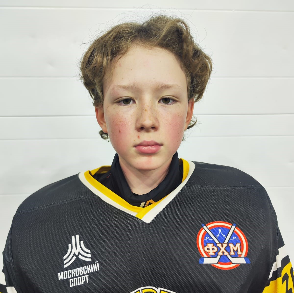 Максим Никонов