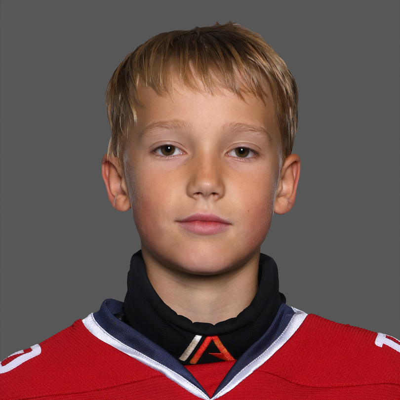 Максим Шемет