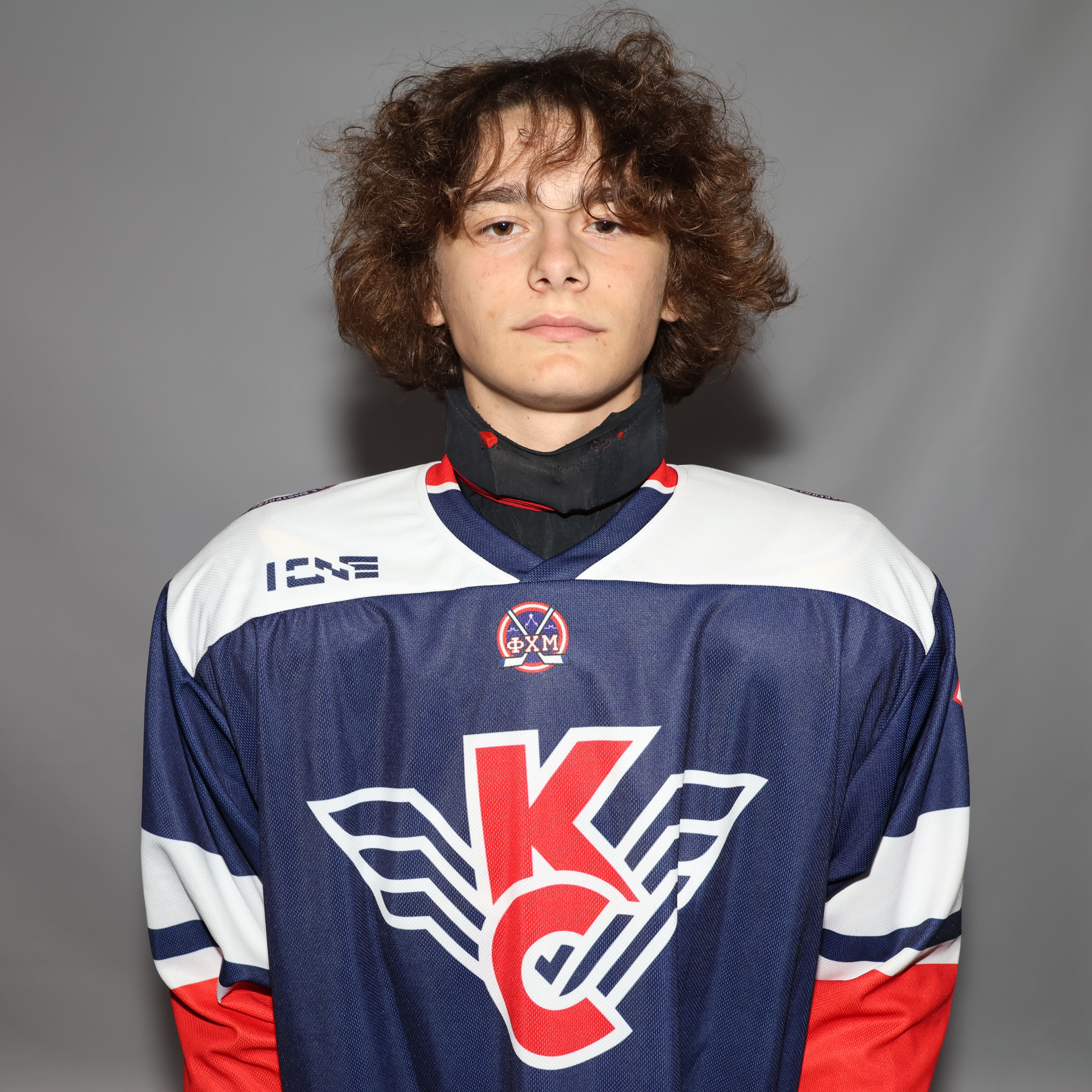 Антон Давыдов