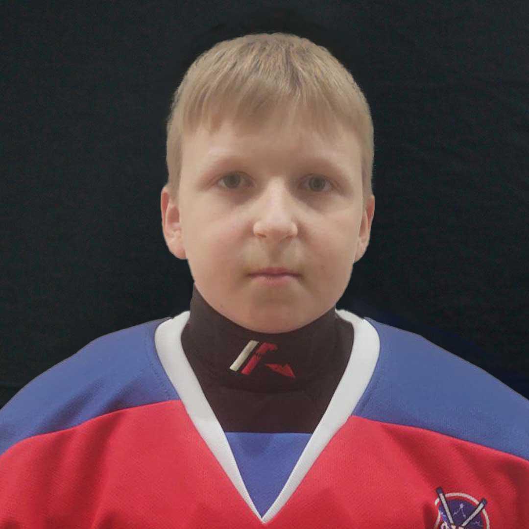 Антон Апокин