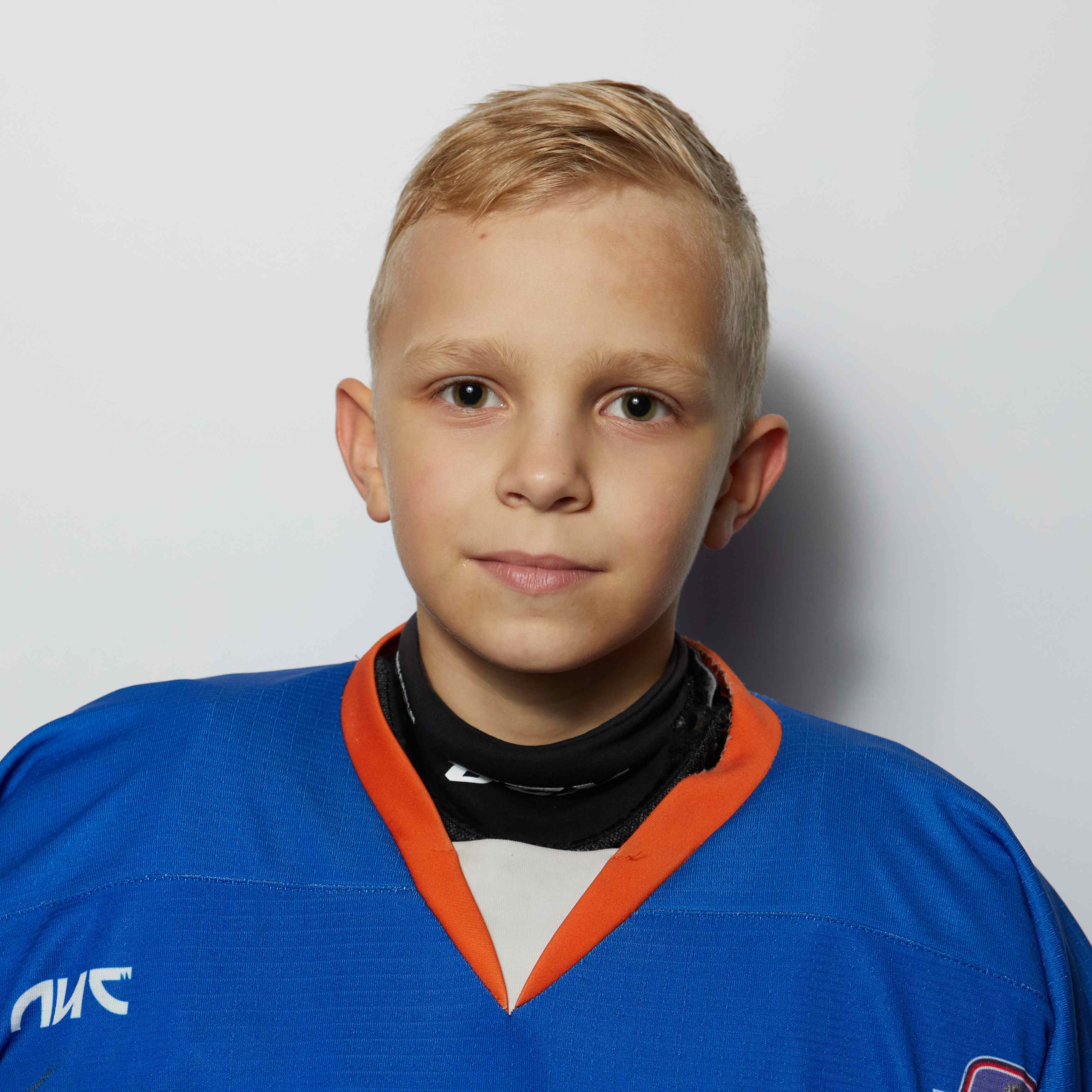 Дмитрий Макаров