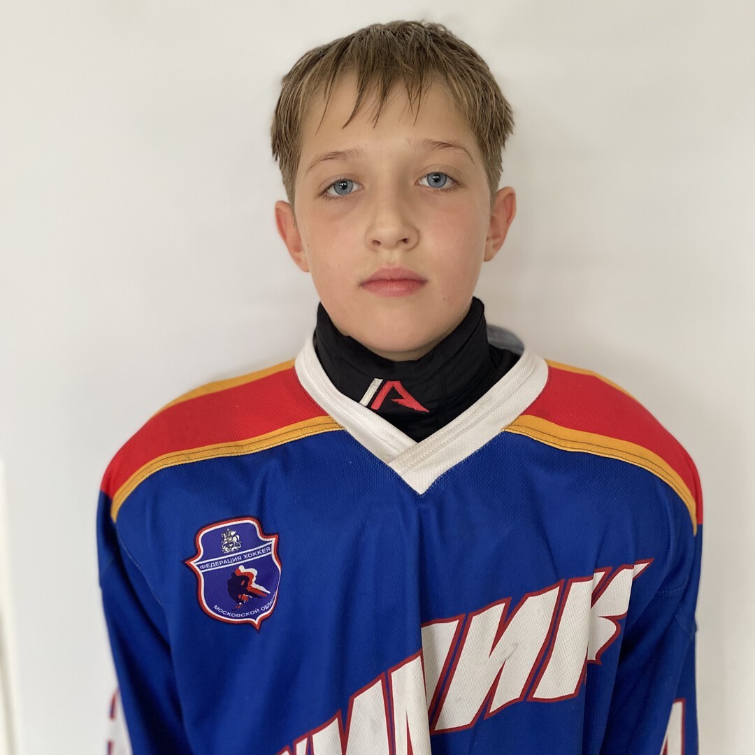 Андрей Ермолаев