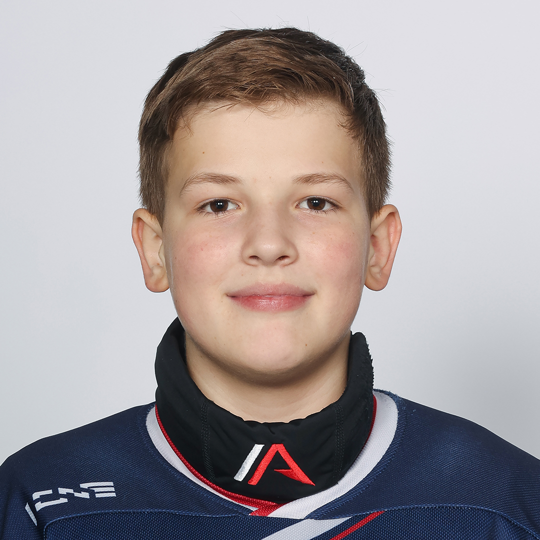 Эдриан Абасов