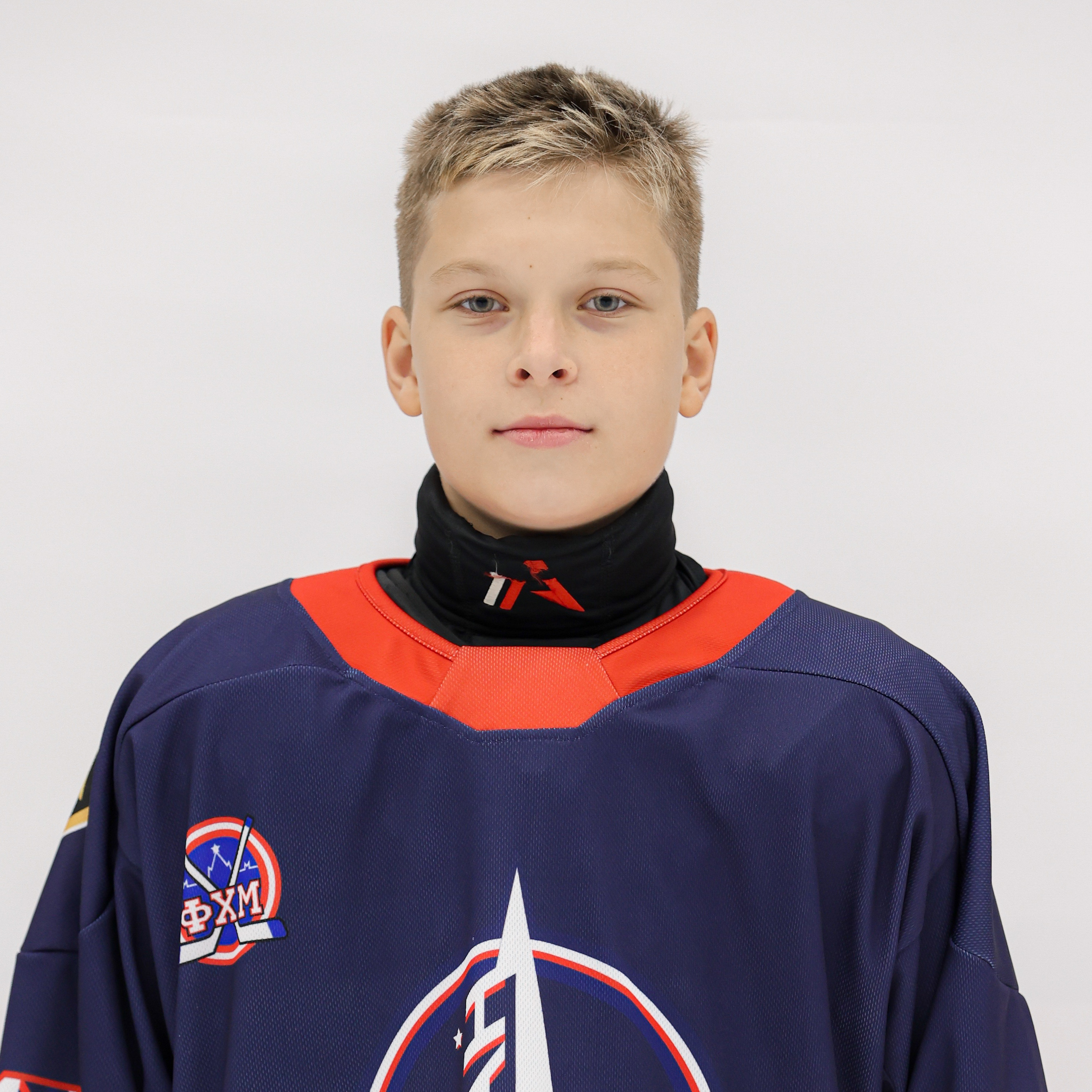 Данила Артамонов