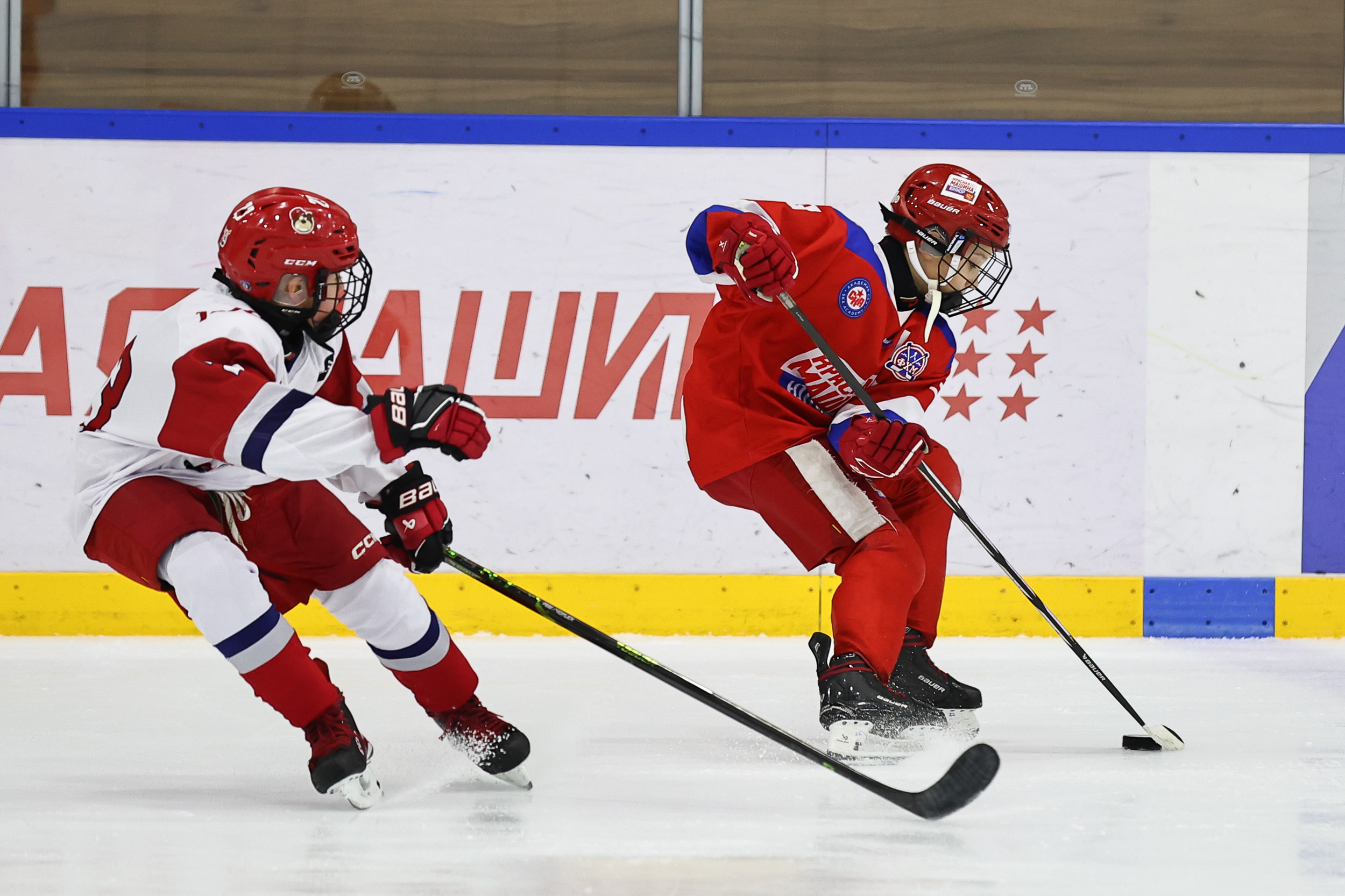 Фото: Красная машина Юниор-2014 – Локомотив 2014 – 1:2