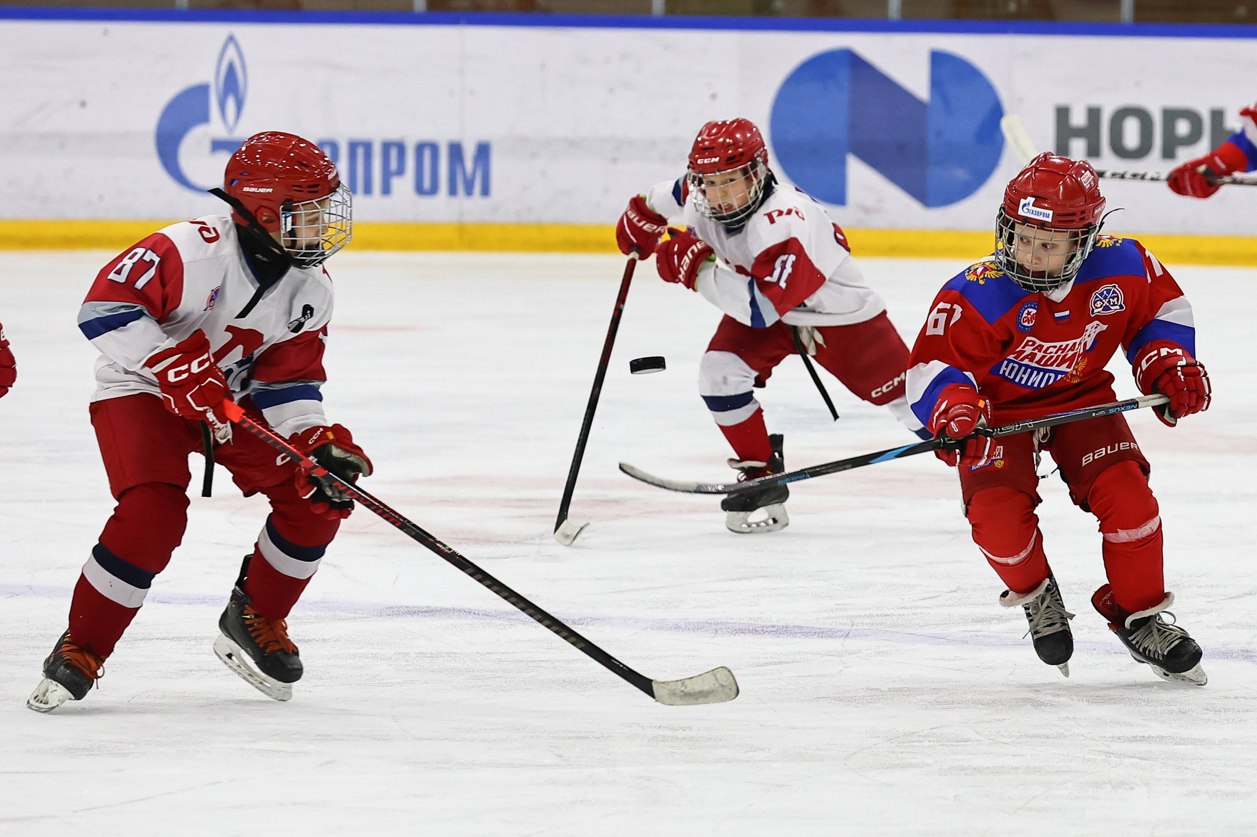 Фото: Красная машина Юниор-2014 – Локомотив 2014 – 1:2