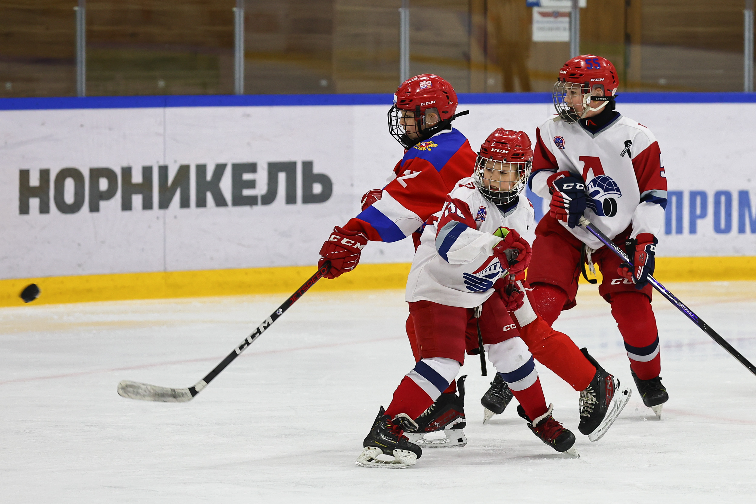 Фото: Красная машина Юниор-2014 – Локомотив 2014 – 1:2