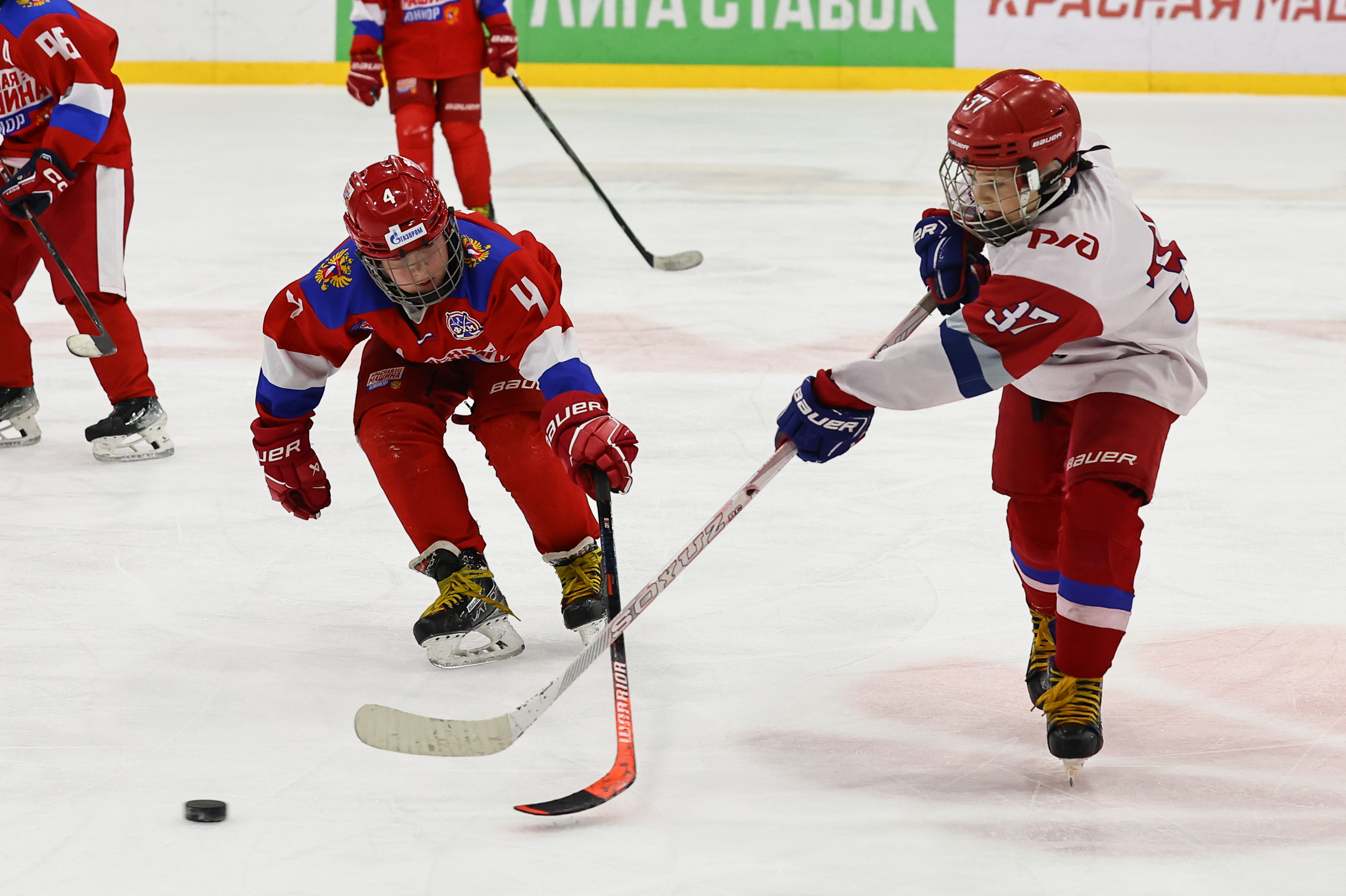 Фото: Красная машина Юниор-2014 – Локомотив 2014 – 1:2