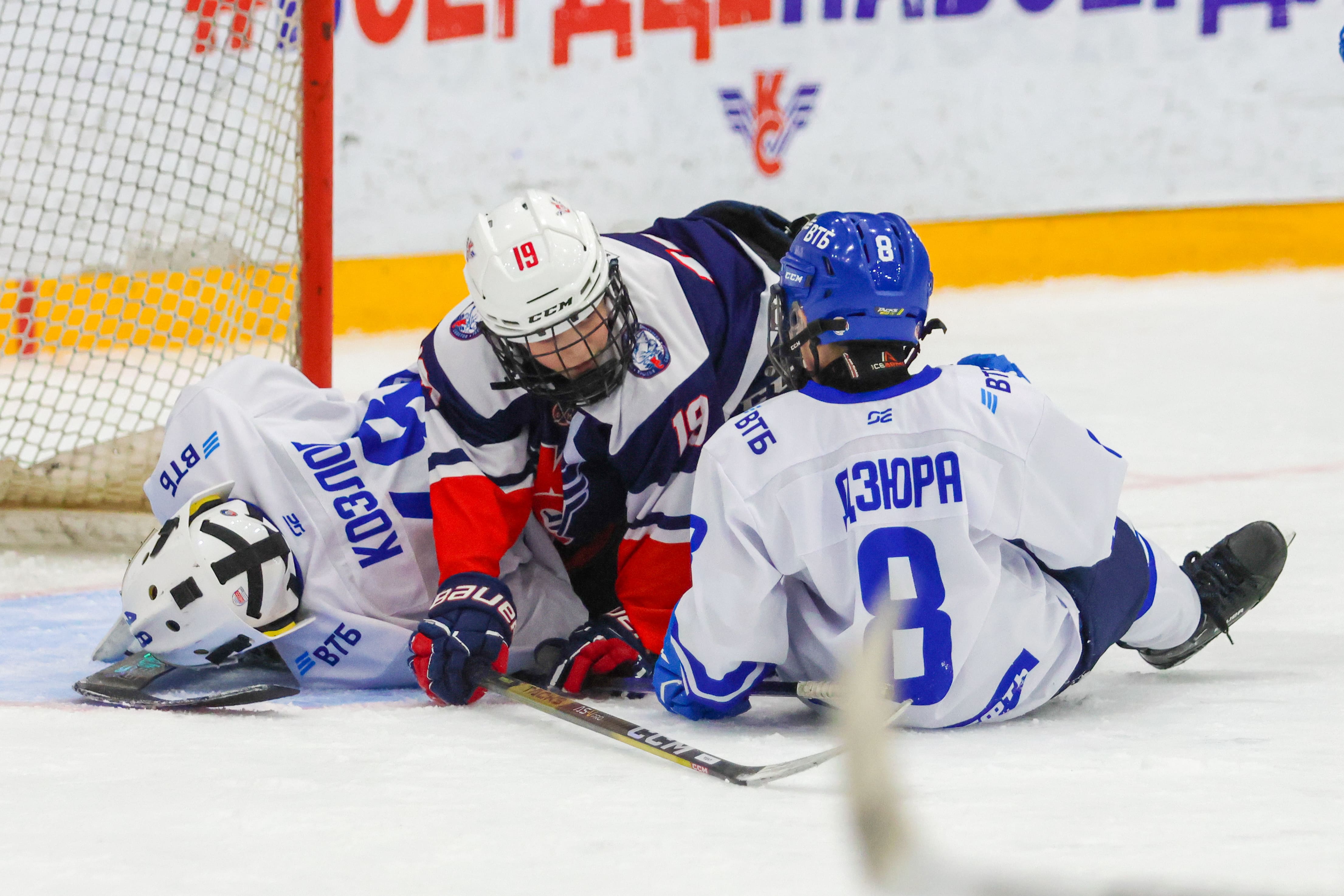 Фото: Крылья Советов-2013 – Динамо – 6:3