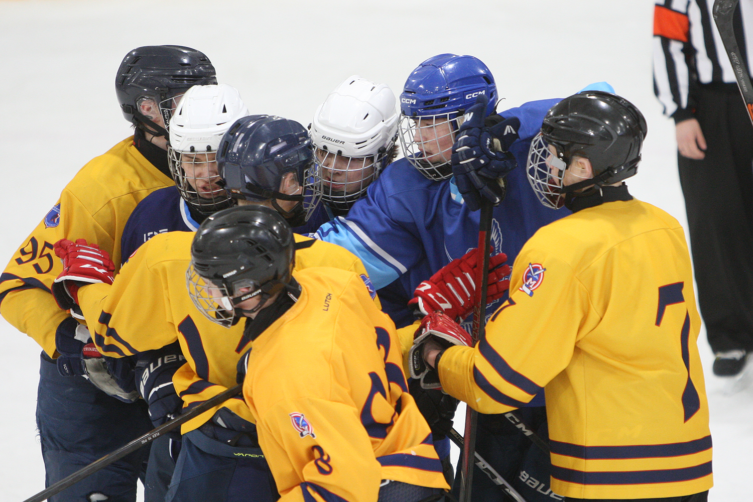 Фото: Синяя птица-2009 – Химик – 3:2 