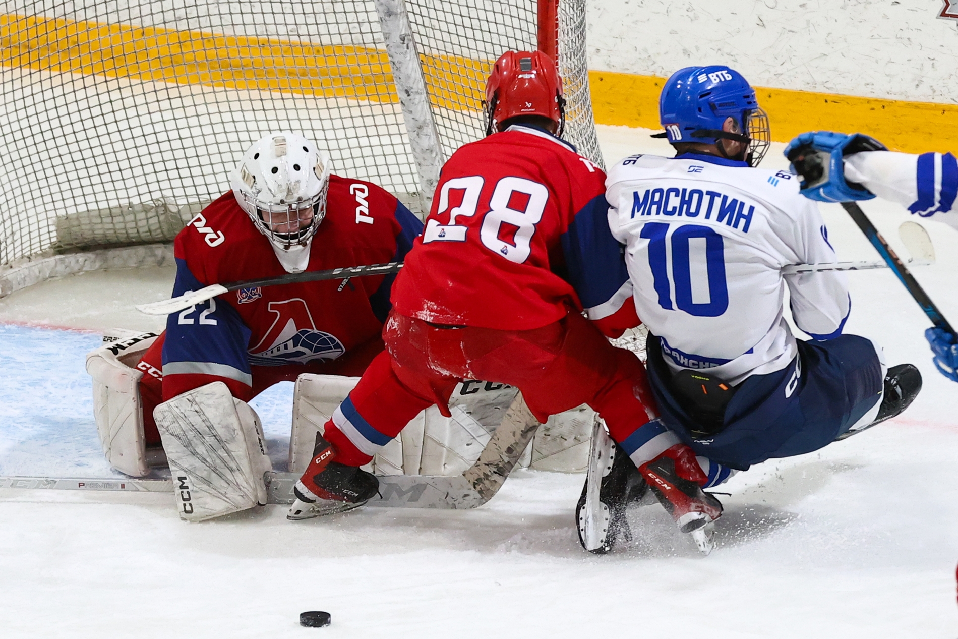 Фото: Локомотив-2011 – Динамо – 1:2