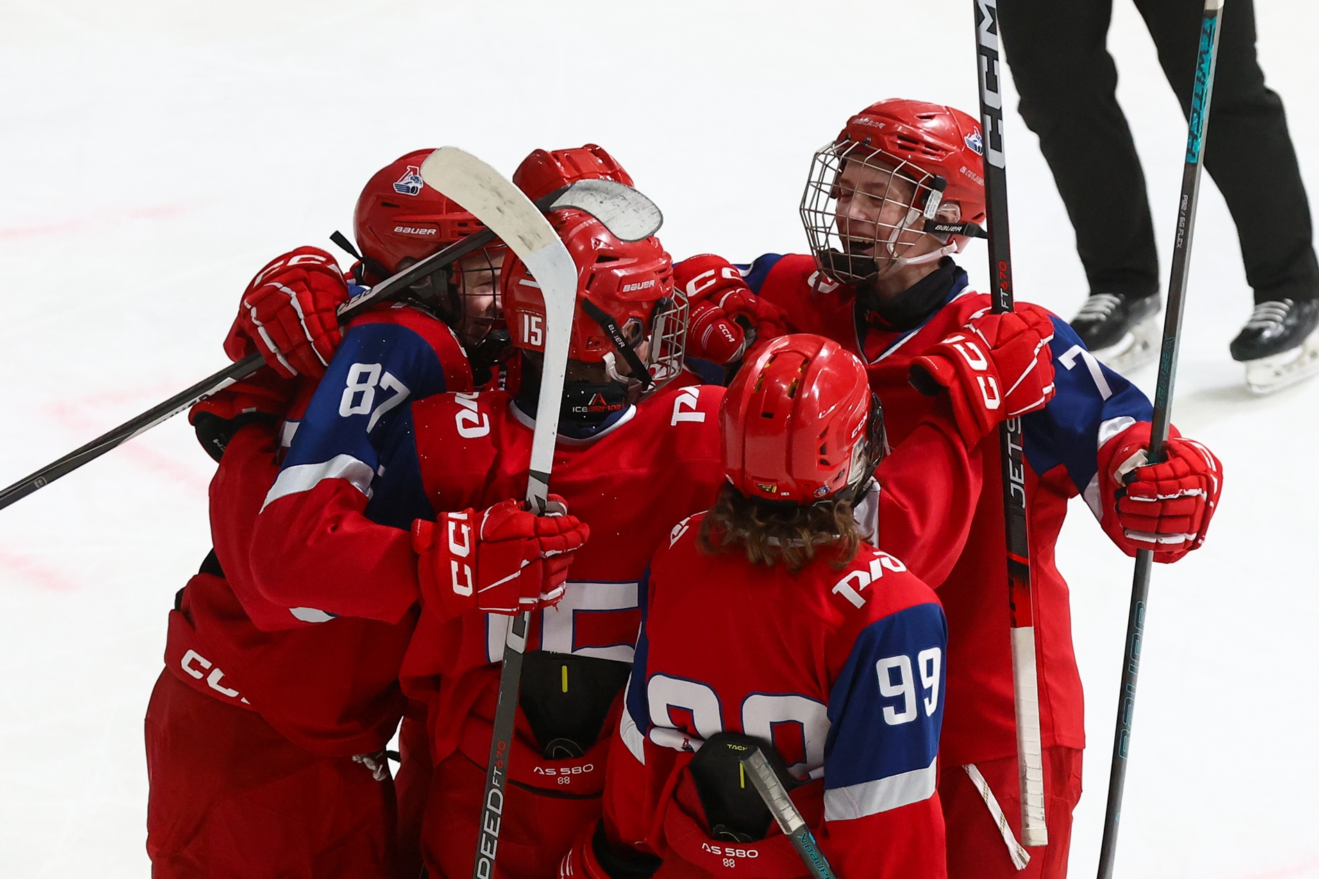 Фото: Локомотив-2011 – Динамо – 1:2