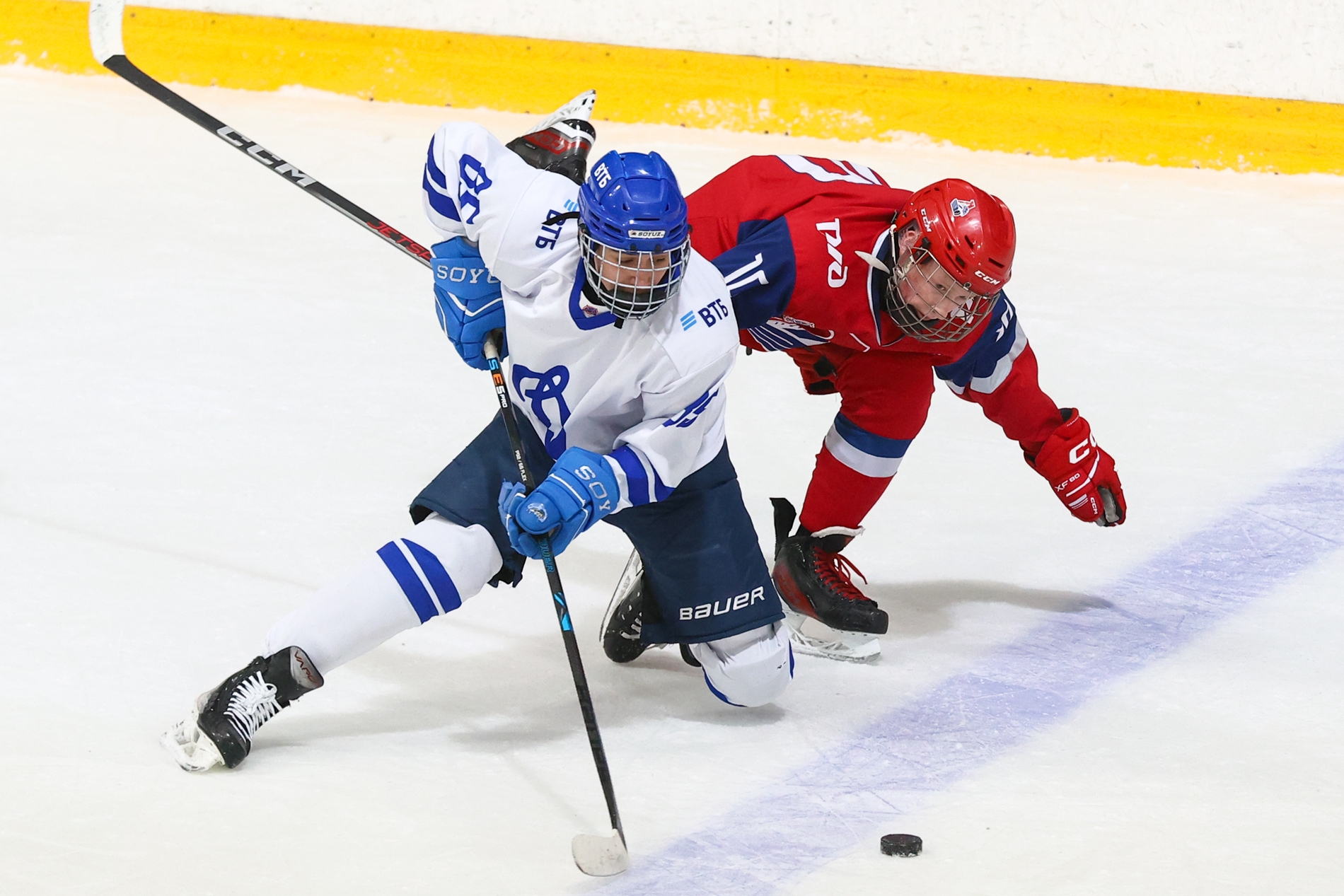 Фото: Локомотив-2011 – Динамо – 1:2