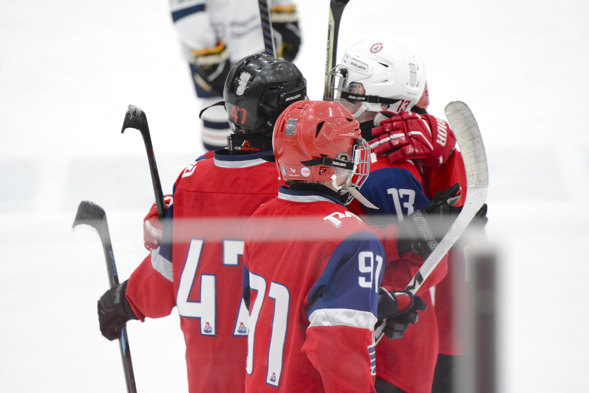 Фото: Локомотив-2004 – Академия Харламова-2014 – 4:4