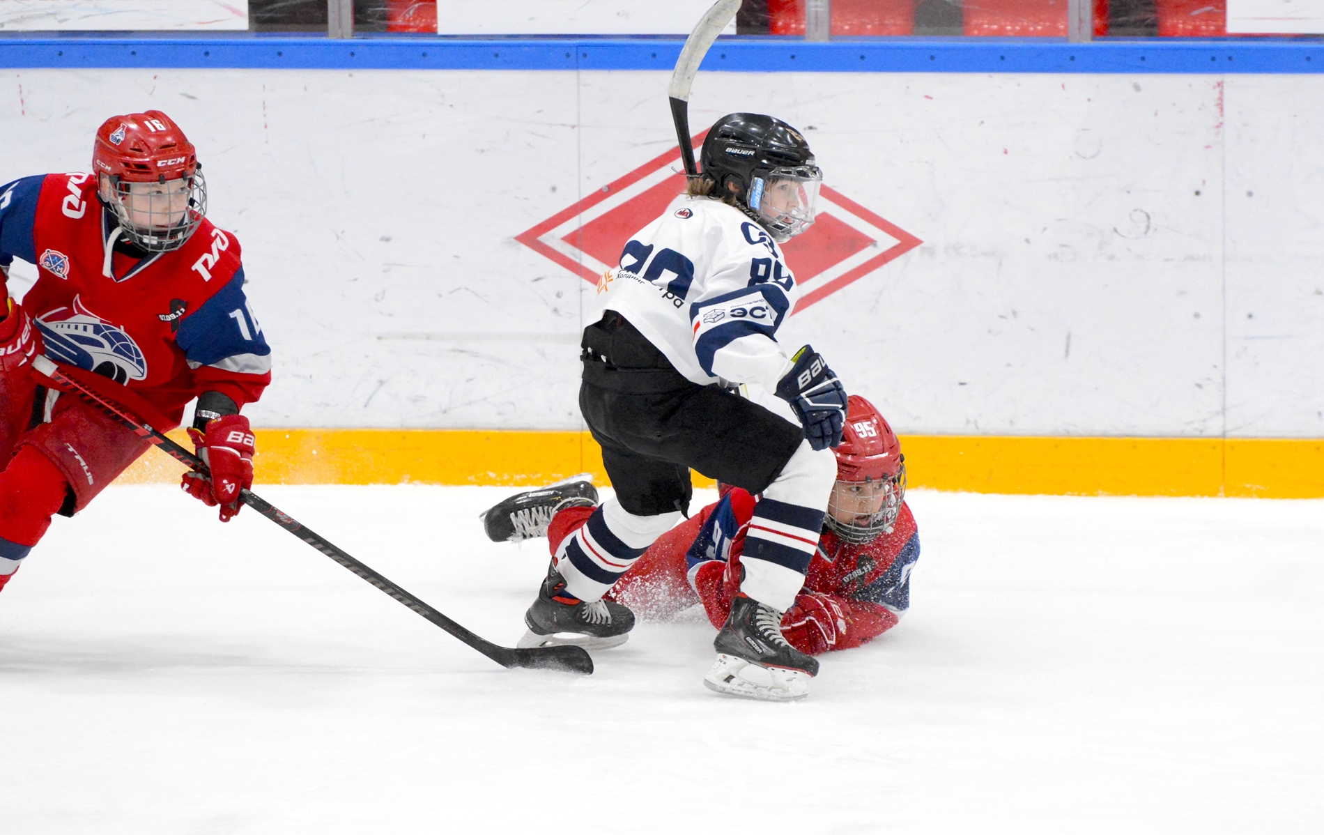 Фото: Локомотив-2004 – Академия Харламова-2014 – 4:4