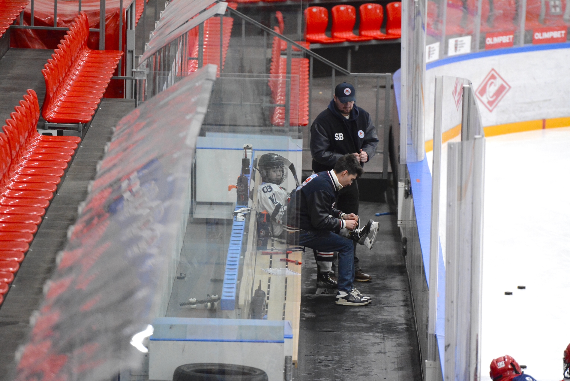 Фото: Локомотив-2004 – Академия Харламова-2014 – 4:4