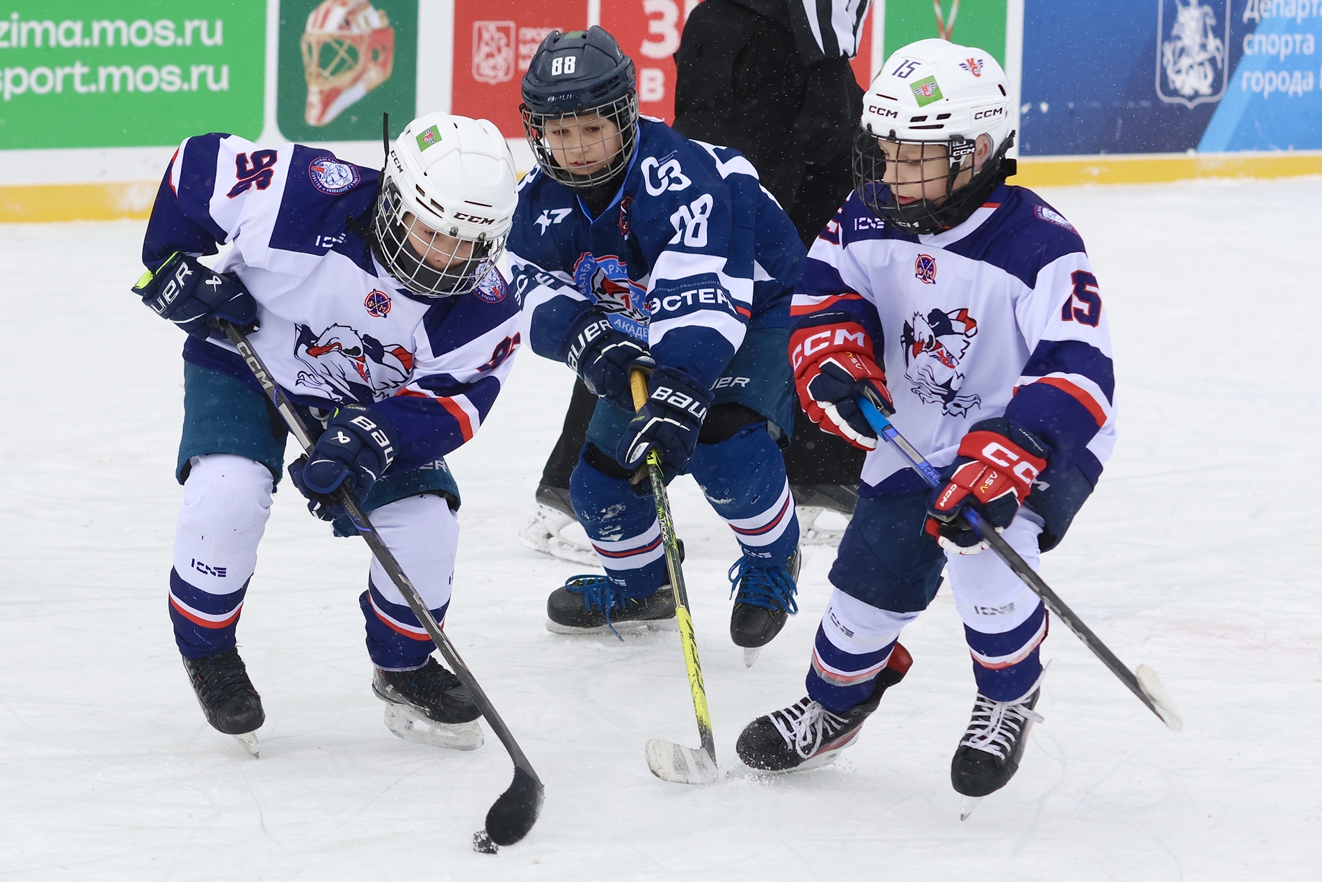 Фото: Академия Харламова-2015 – Крылья Советов – 7:13. Зимняя классика ФХМ