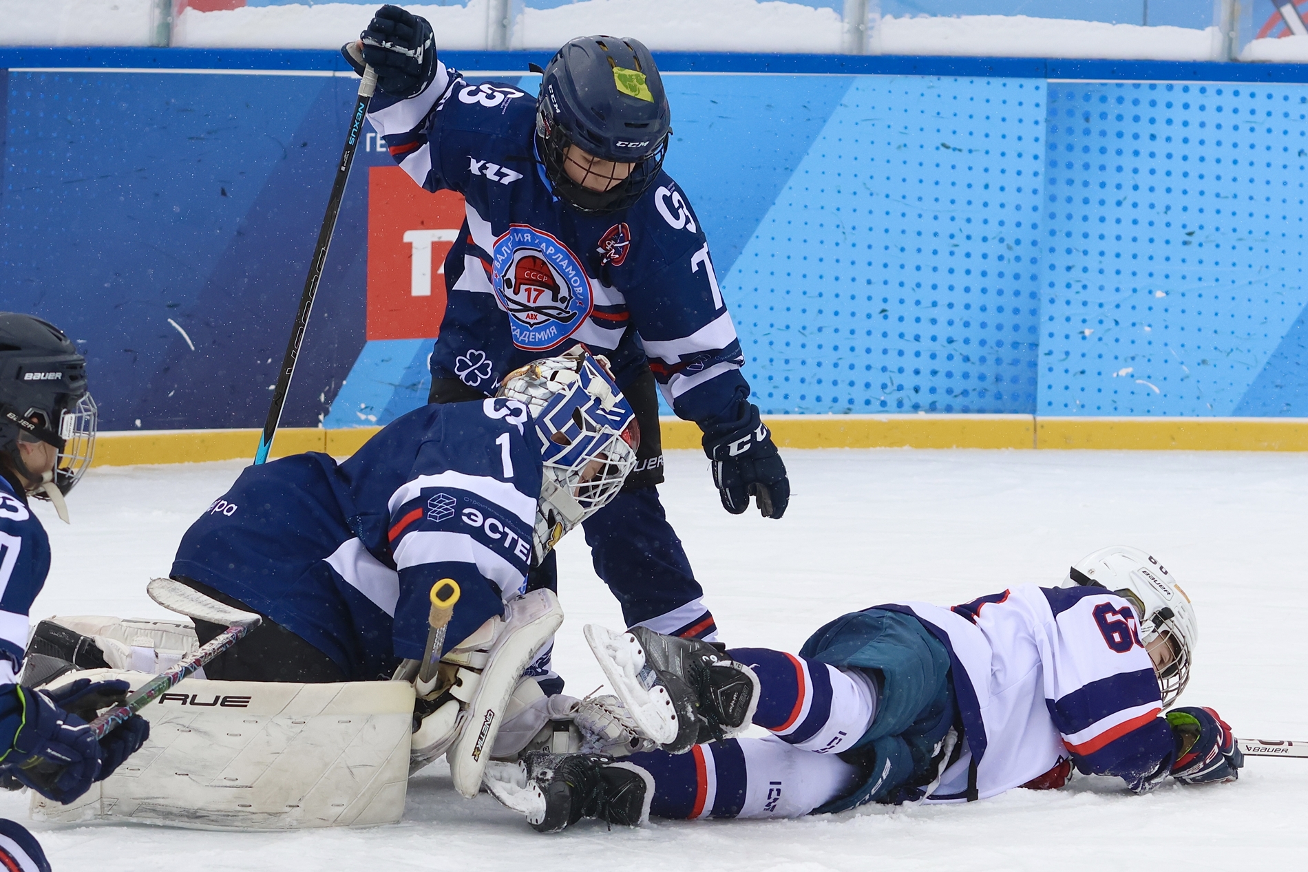 Фото: Академия Харламова-2015 – Крылья Советов – 7:13. Зимняя классика ФХМ