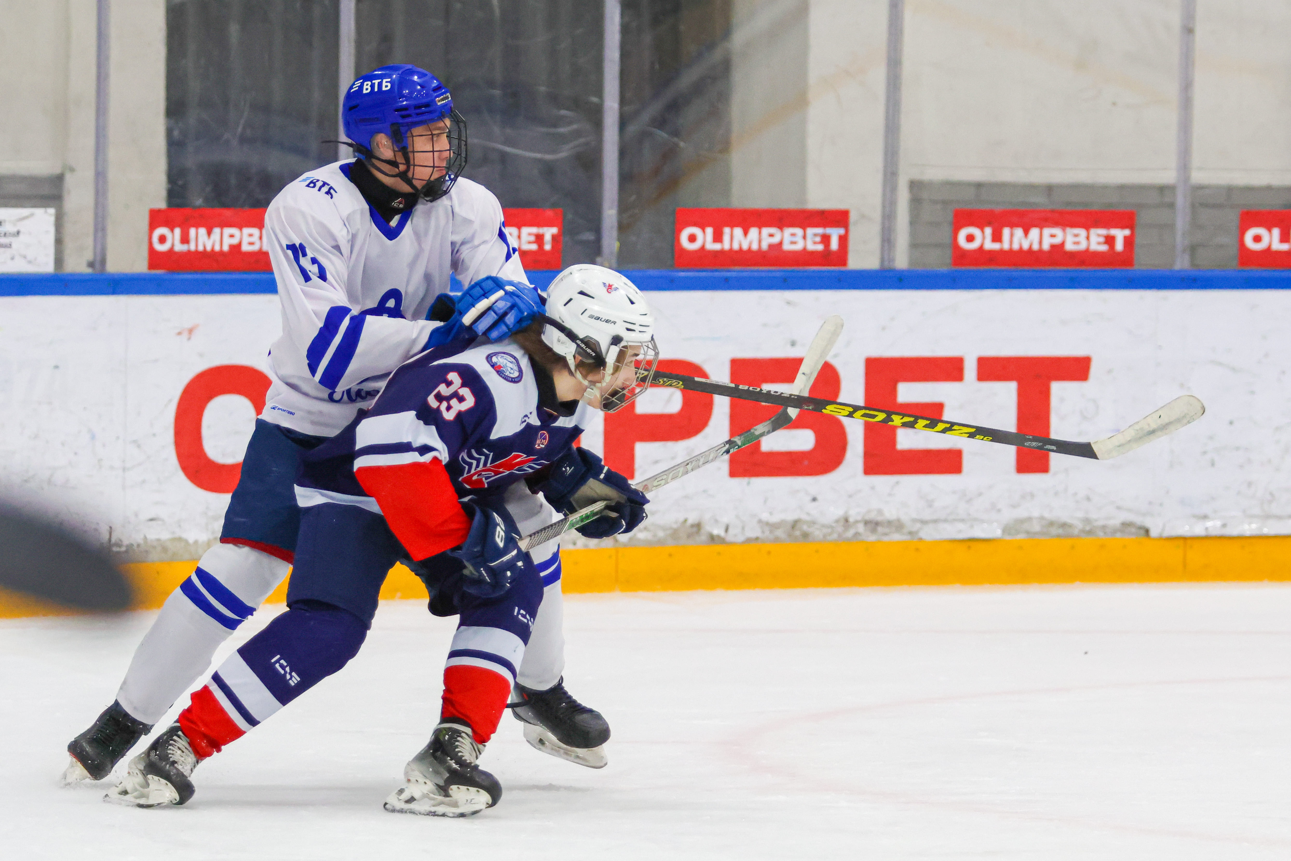 Фото: Крылья Советов-2009 – Динамо – 2:3