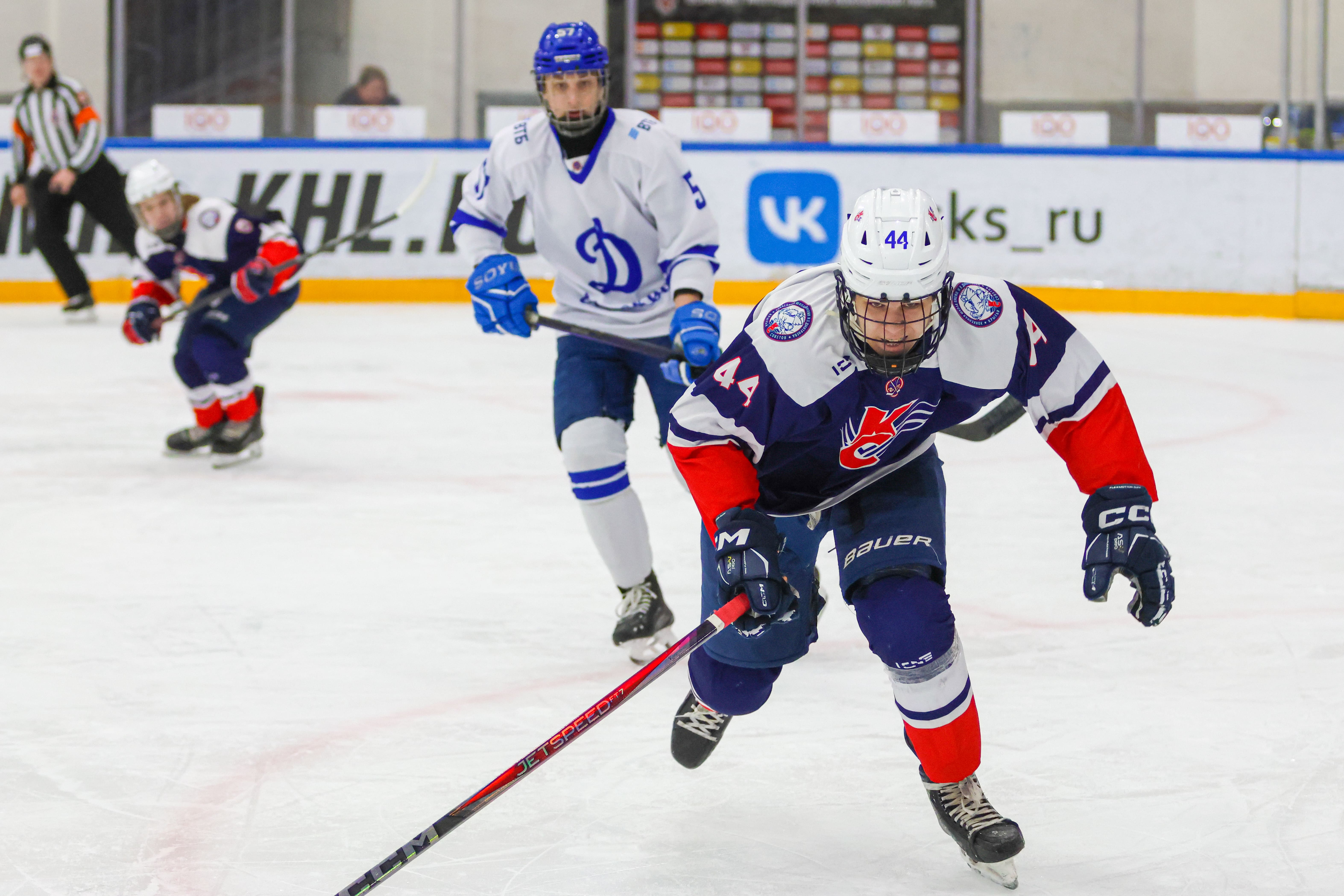 Фото: Крылья Советов-2009 – Динамо – 2:3