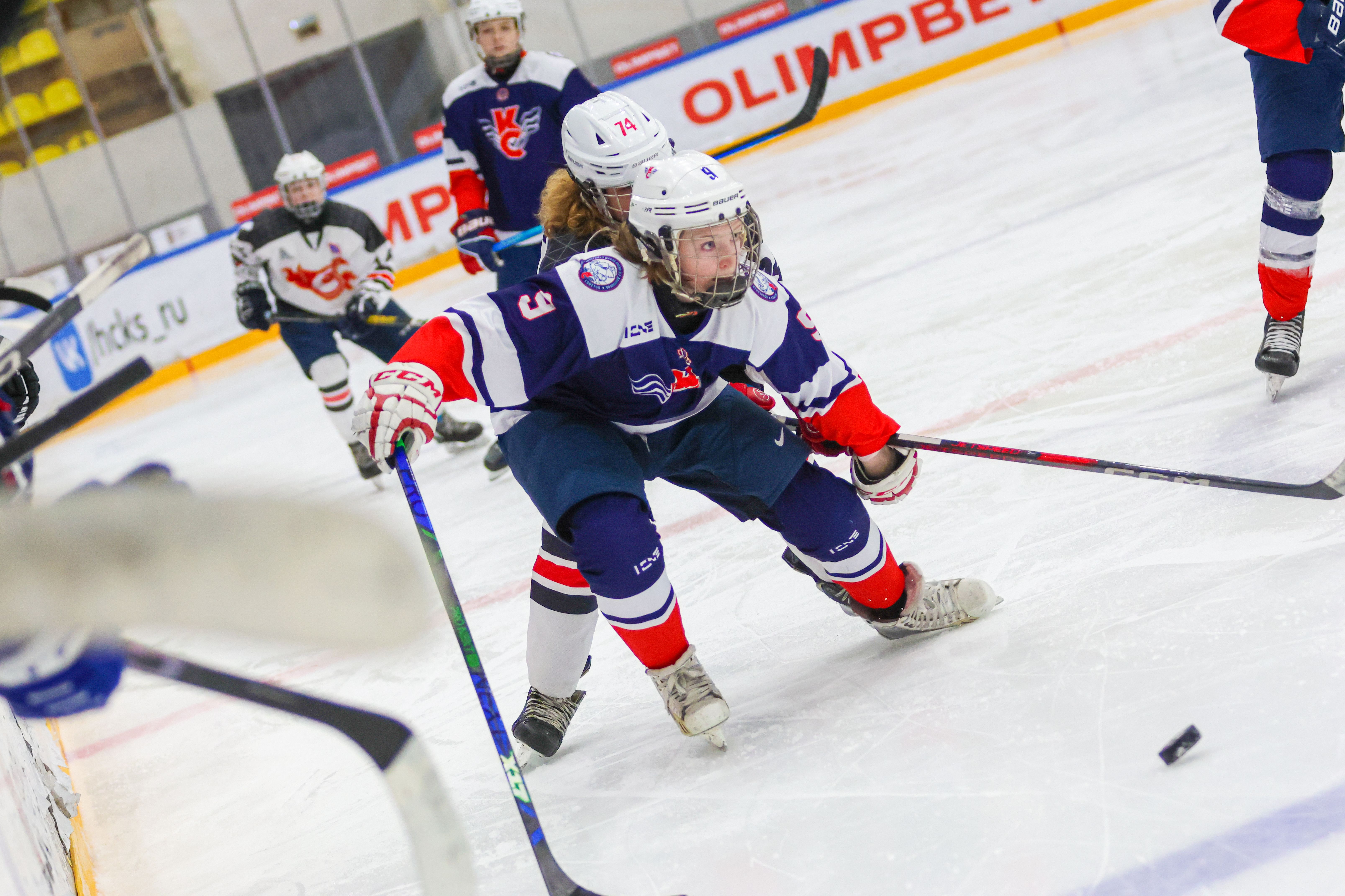 Фото: Крылья Советов-2011 – Сокол – 6:1