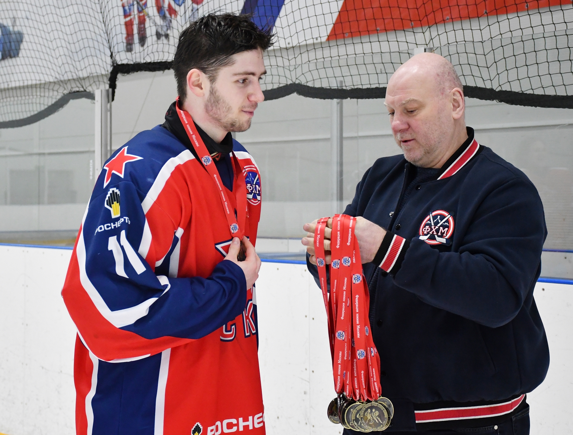 Фото: Награждение команды ЦСКА – бронзовых призёров Первенства Москвы среди команд юниоров