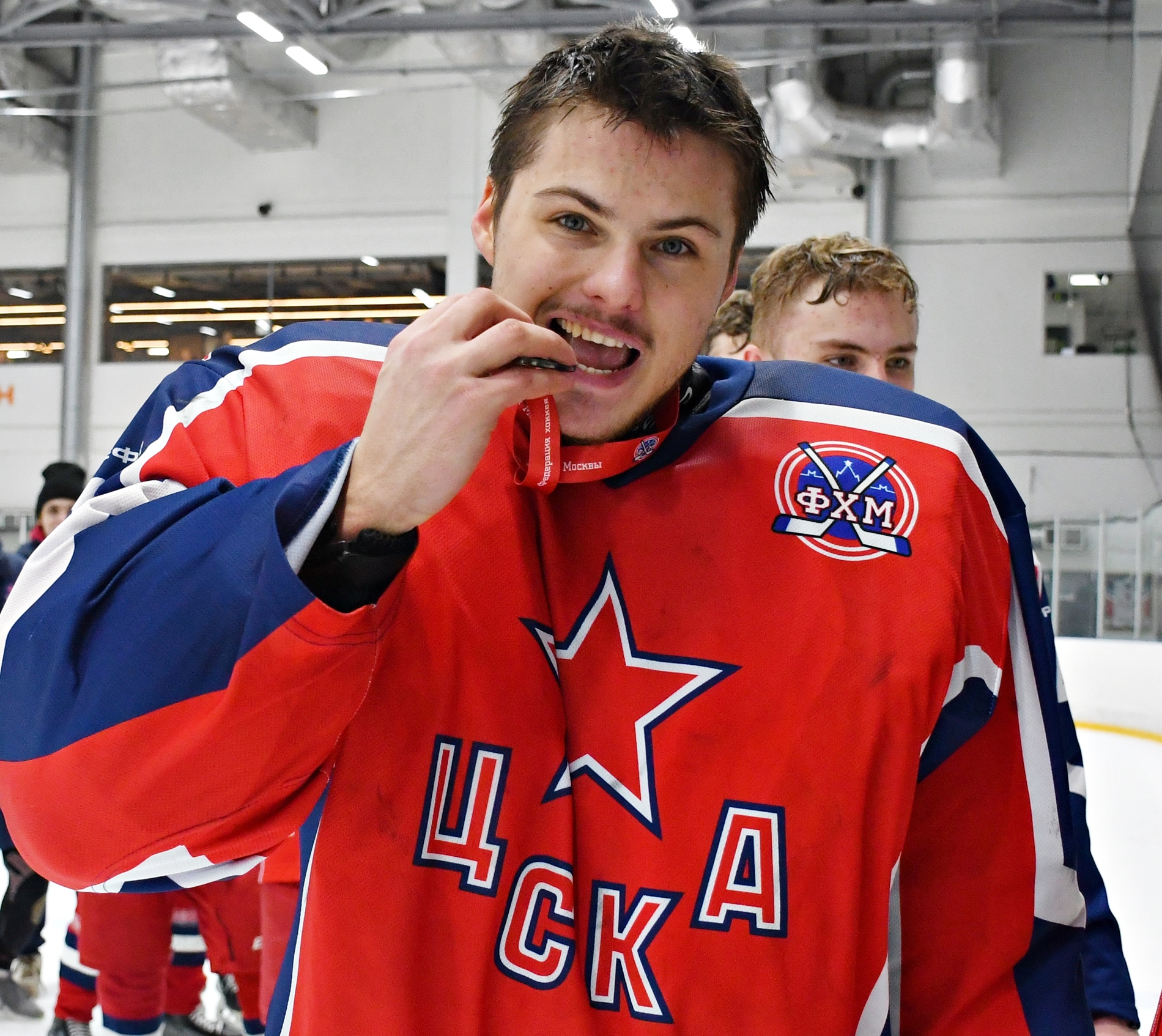 Фото: Награждение команды ЦСКА – бронзовых призёров Первенства Москвы среди команд юниоров