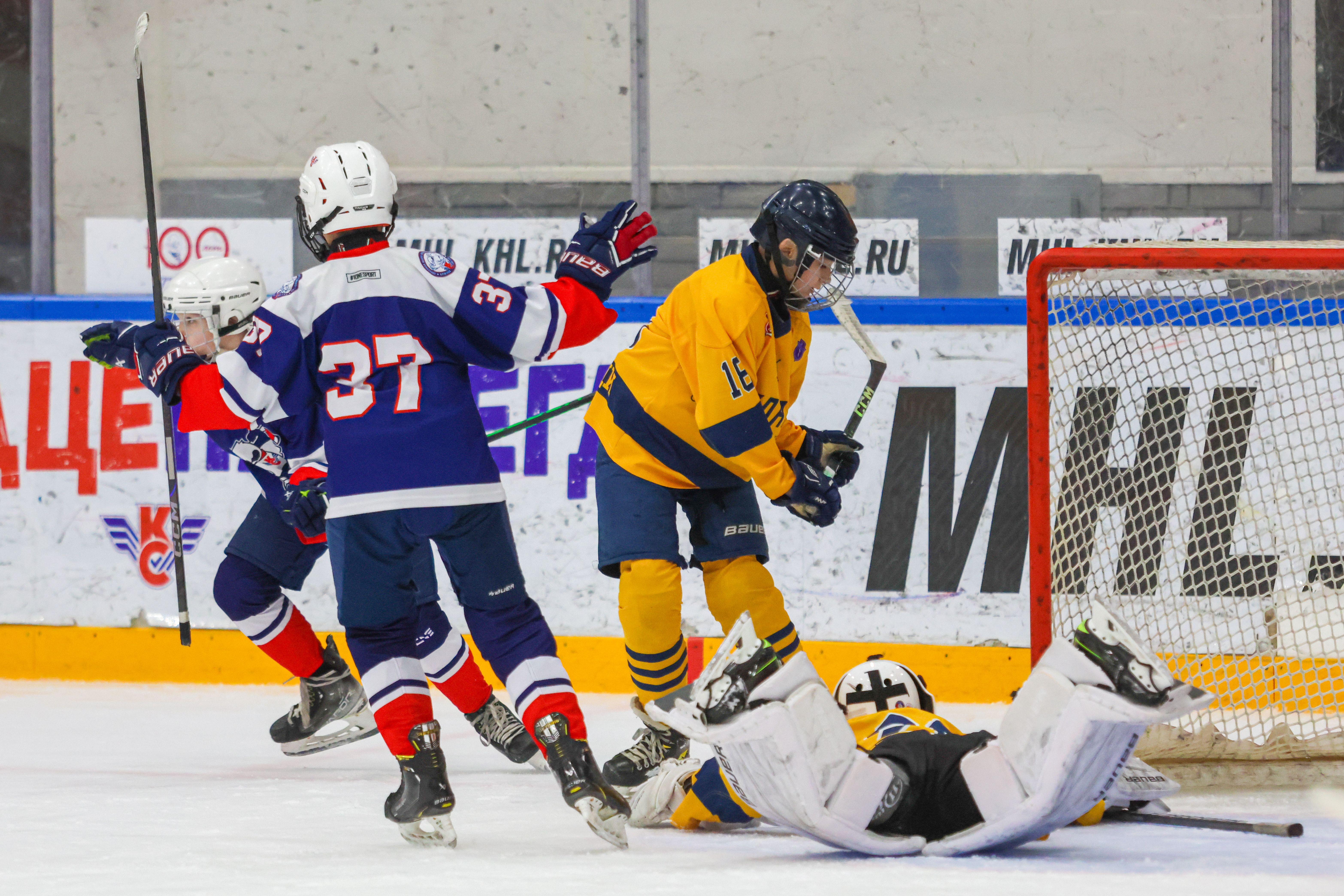 Фото: Крылья Советов-2014 – Атлант – 12:3