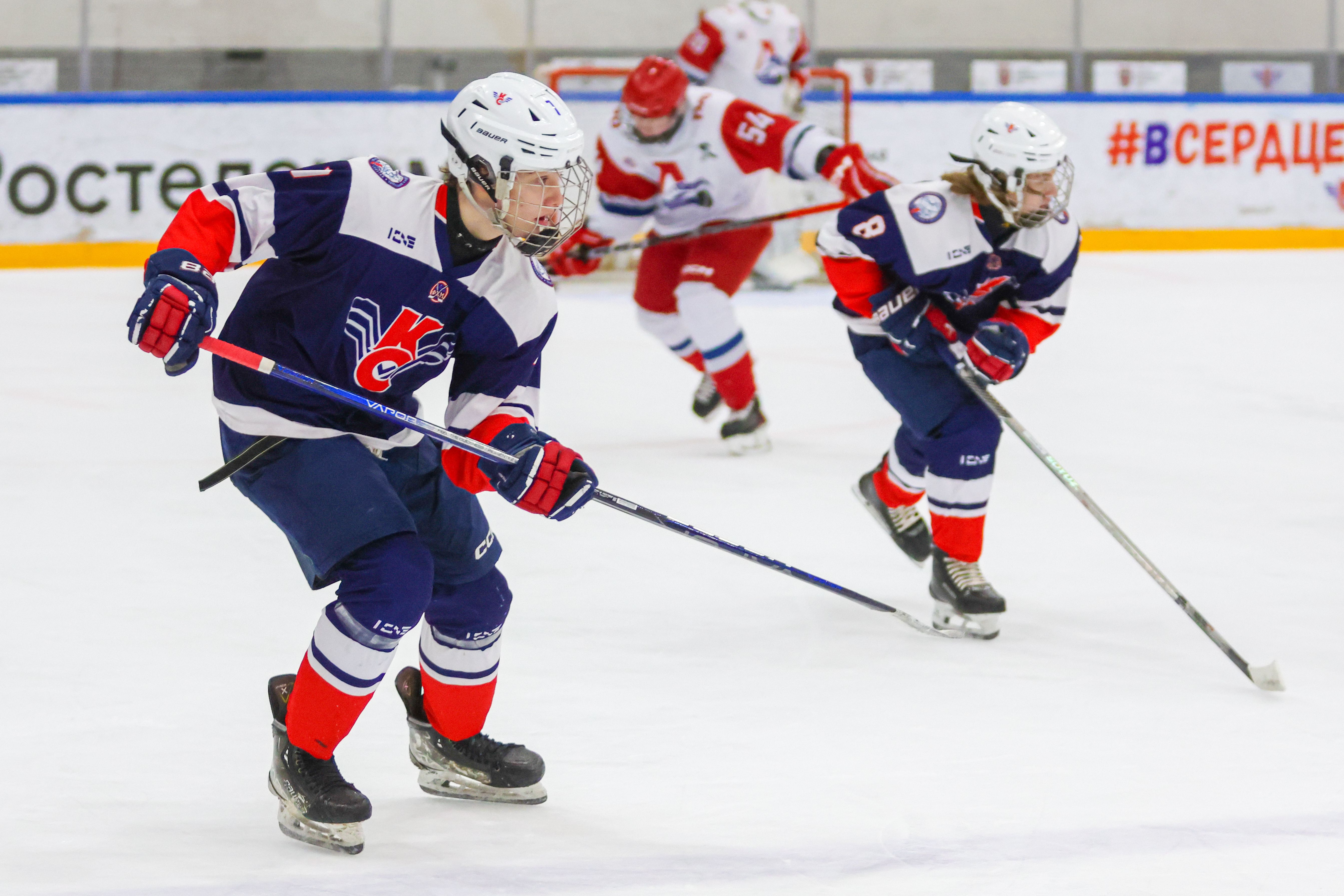 Фото: Крылья Советов-2009 – Локомотив-2004 – 5:4