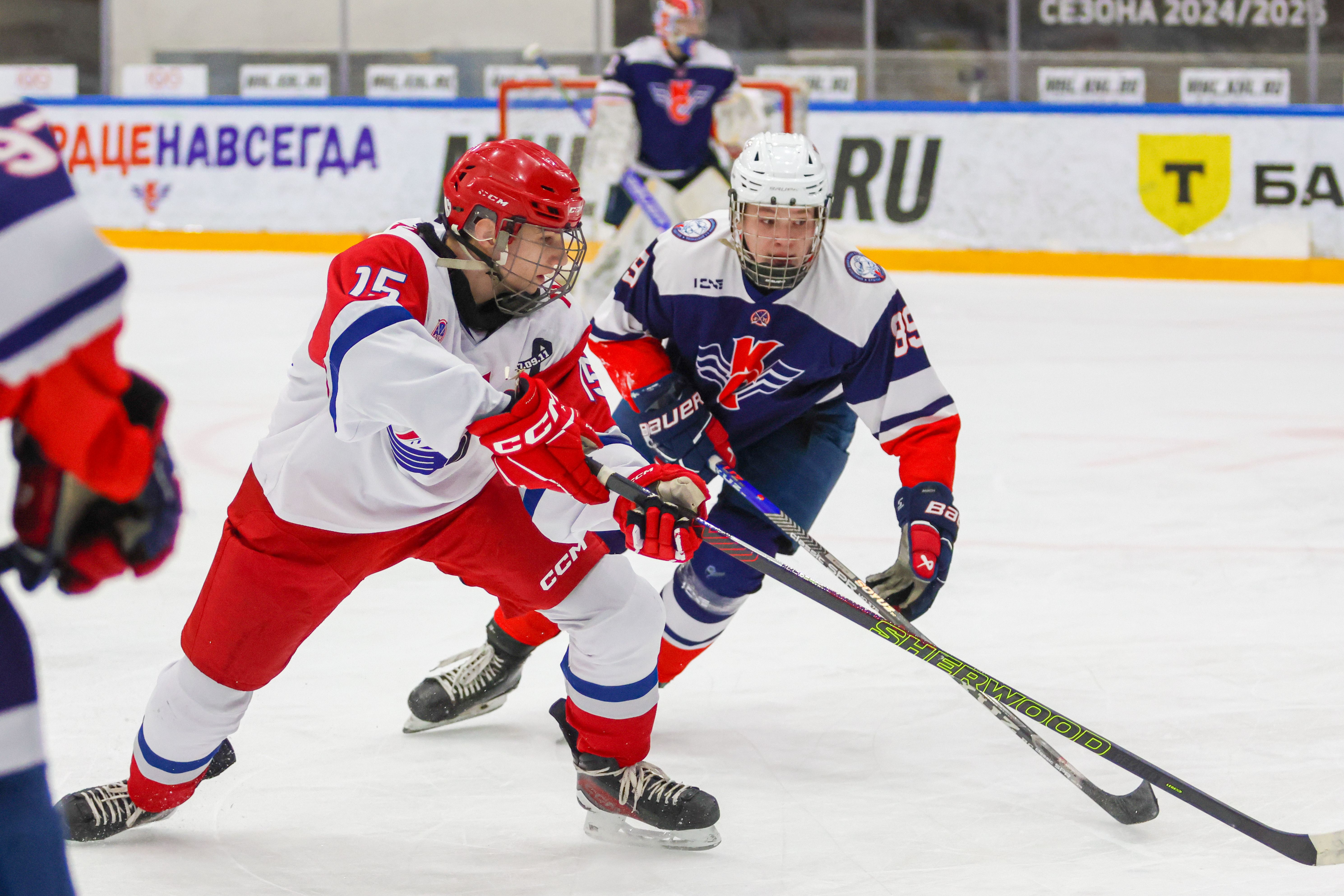 Фото: Крылья Советов-2009 – Локомотив-2004 – 5:4