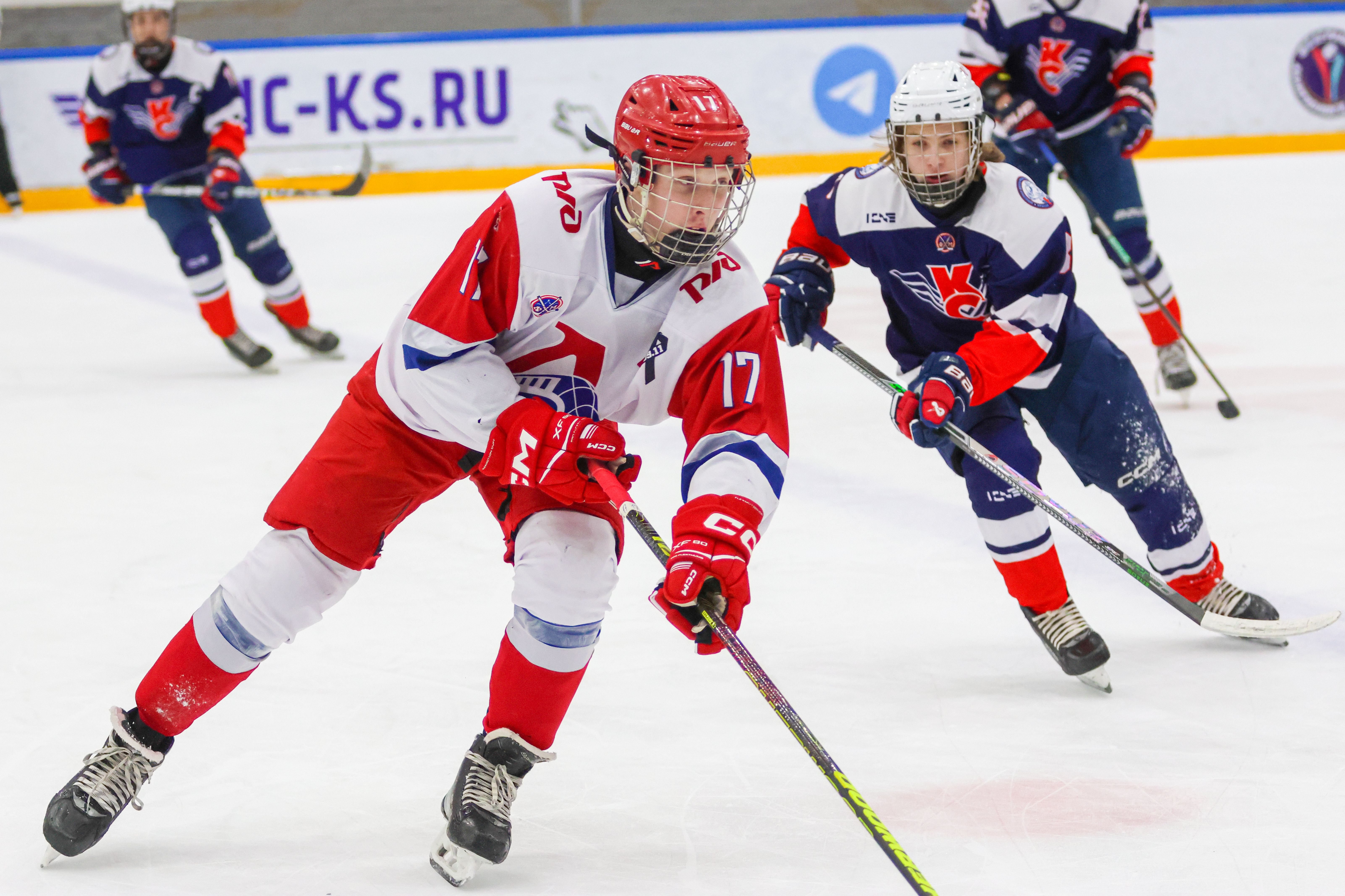 Фото: Крылья Советов-2009 – Локомотив-2004 – 5:4