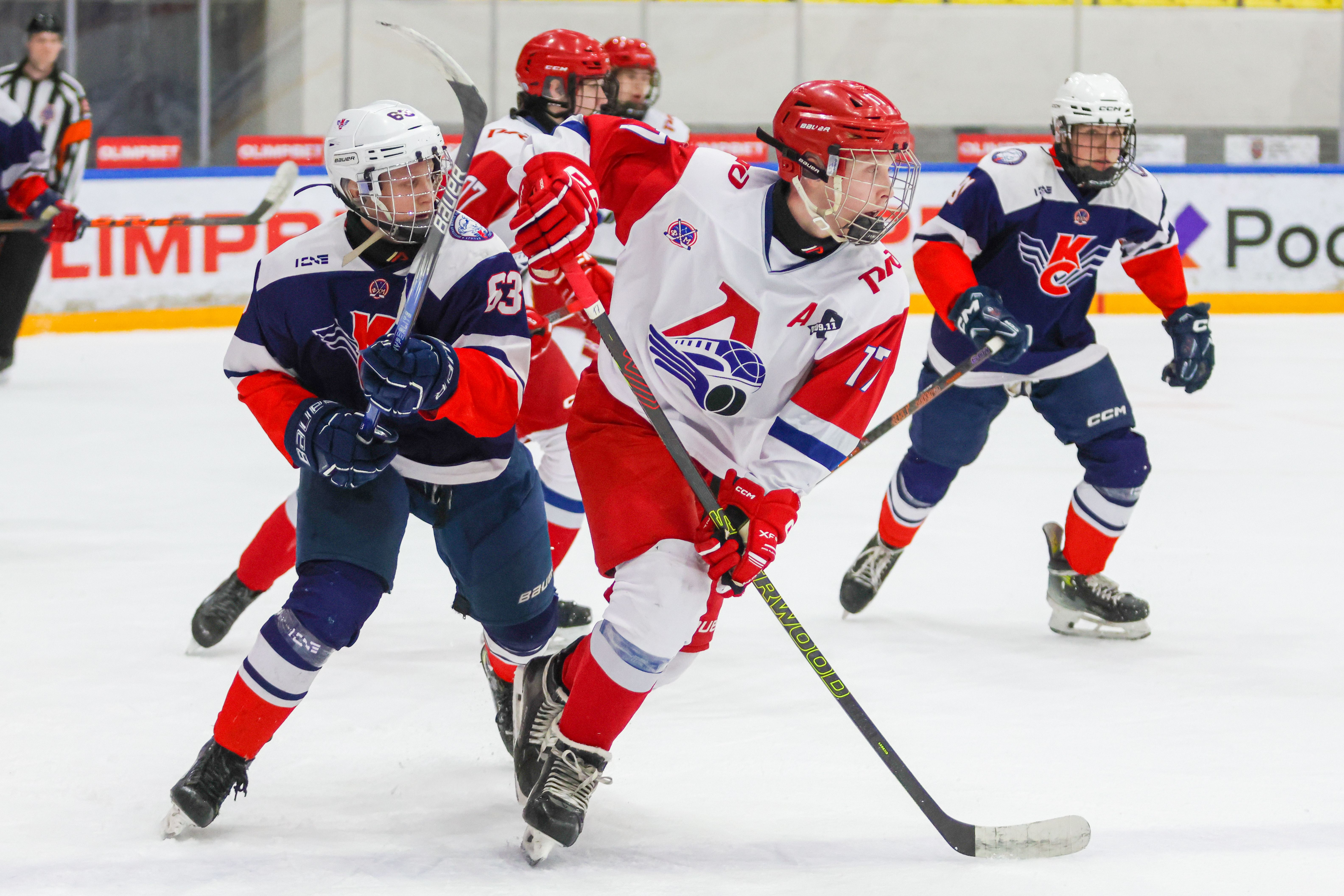 Фото: Крылья Советов-2009 – Локомотив-2004 – 5:4