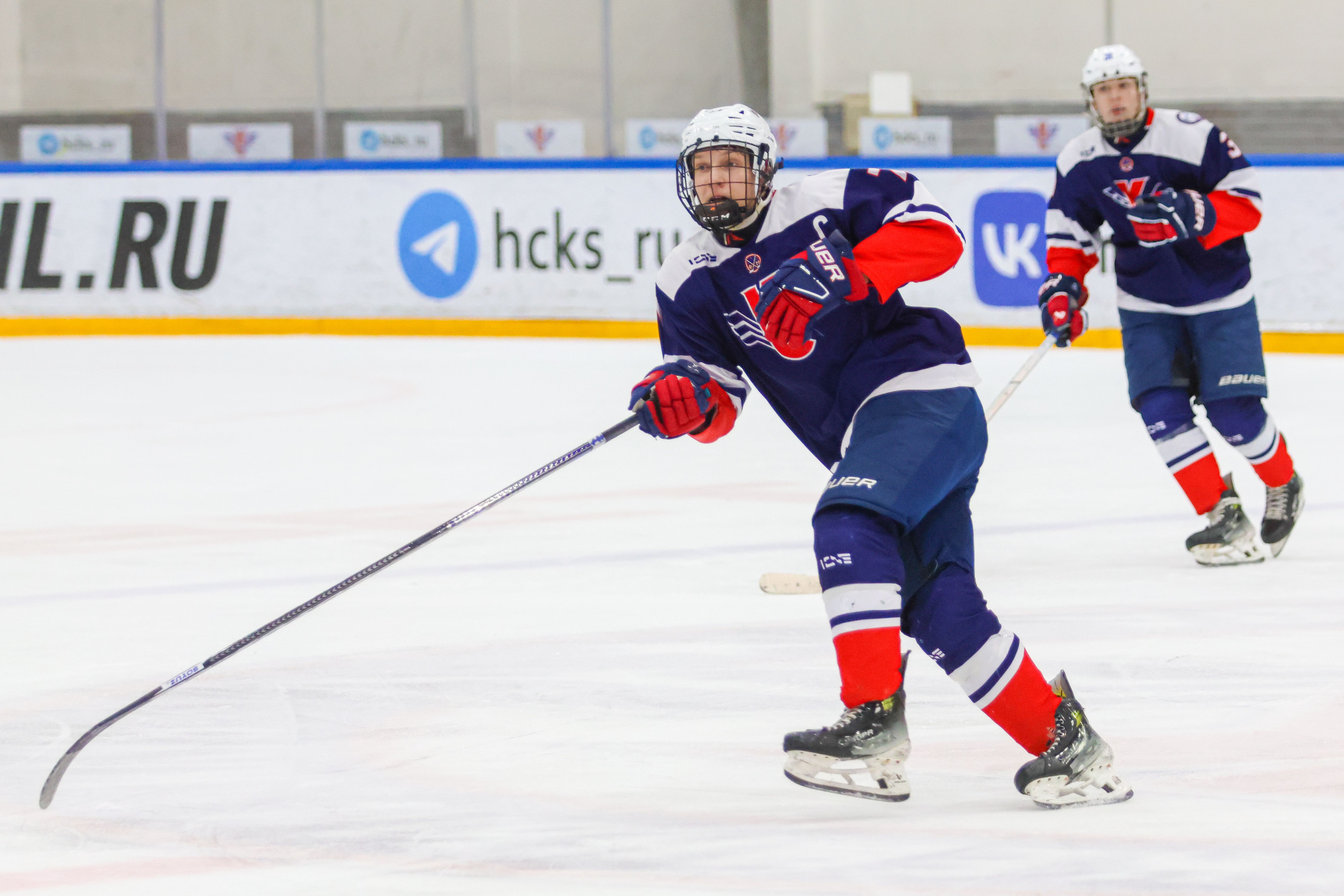 Фото: Крылья Советов-2009 – Локомотив-2004 – 5:4