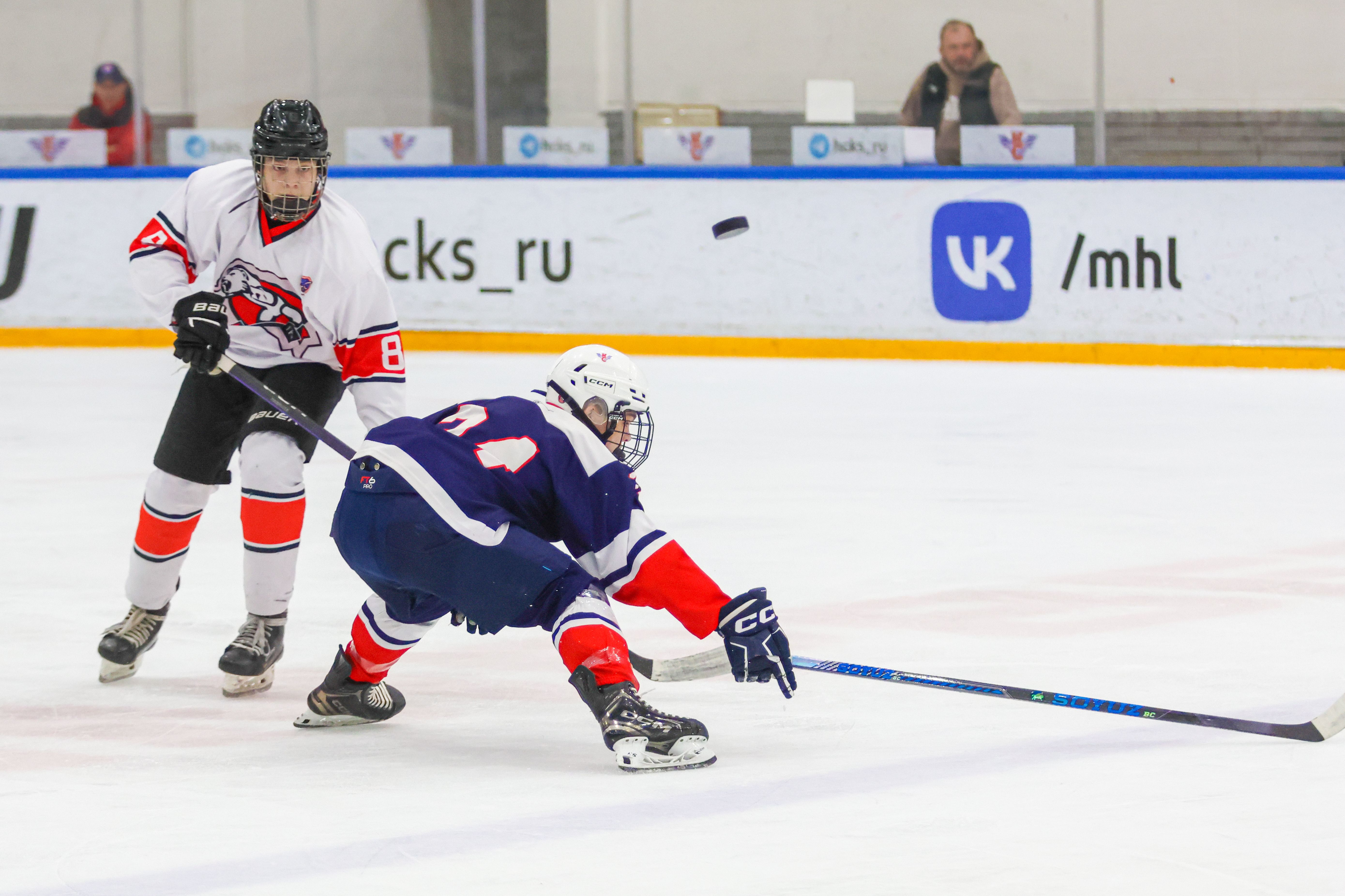 Фото: Крылья Советов-2008 – Центр – 6:1