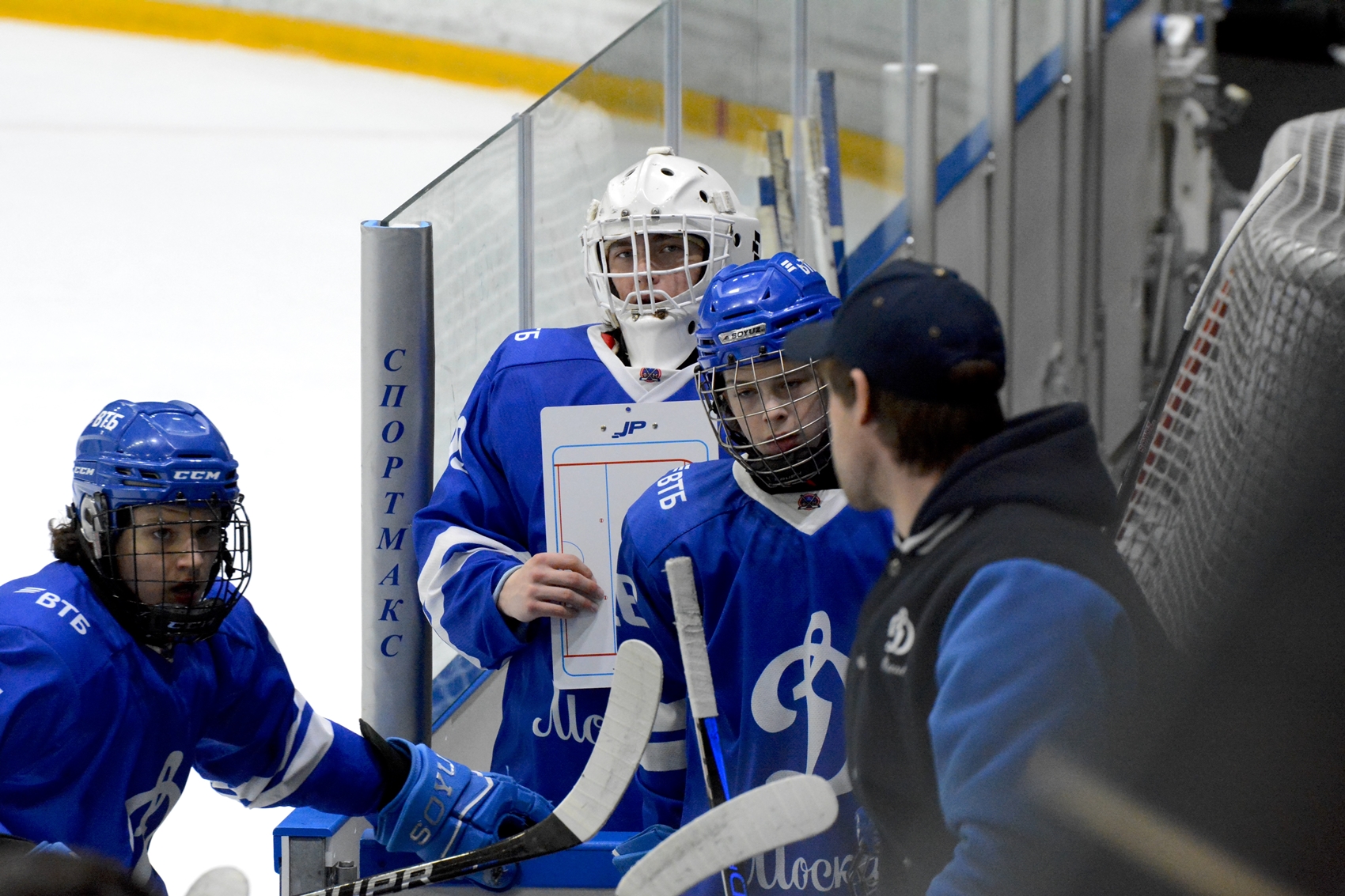 Фото: Динамо-2010 – АКМ – 4:1 Алина Сидорова