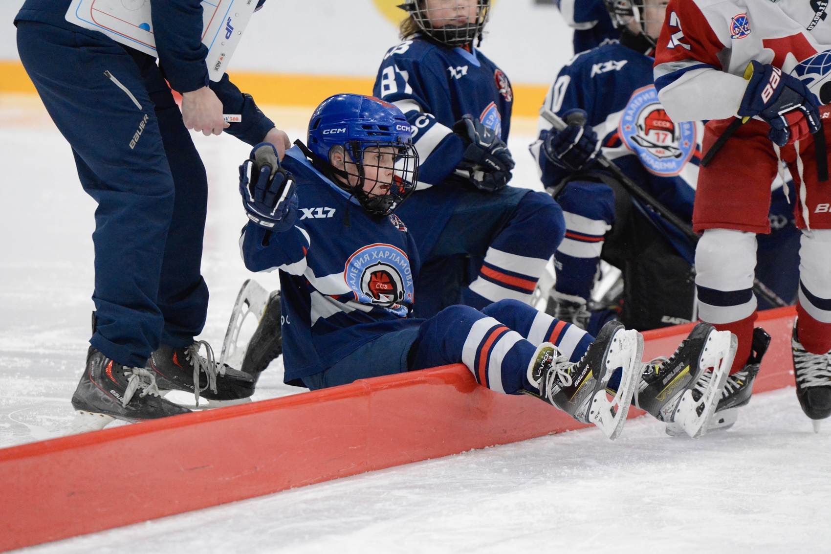 Фото: Академия Харламова-2015 – Локомотив-2004 – 7:15 