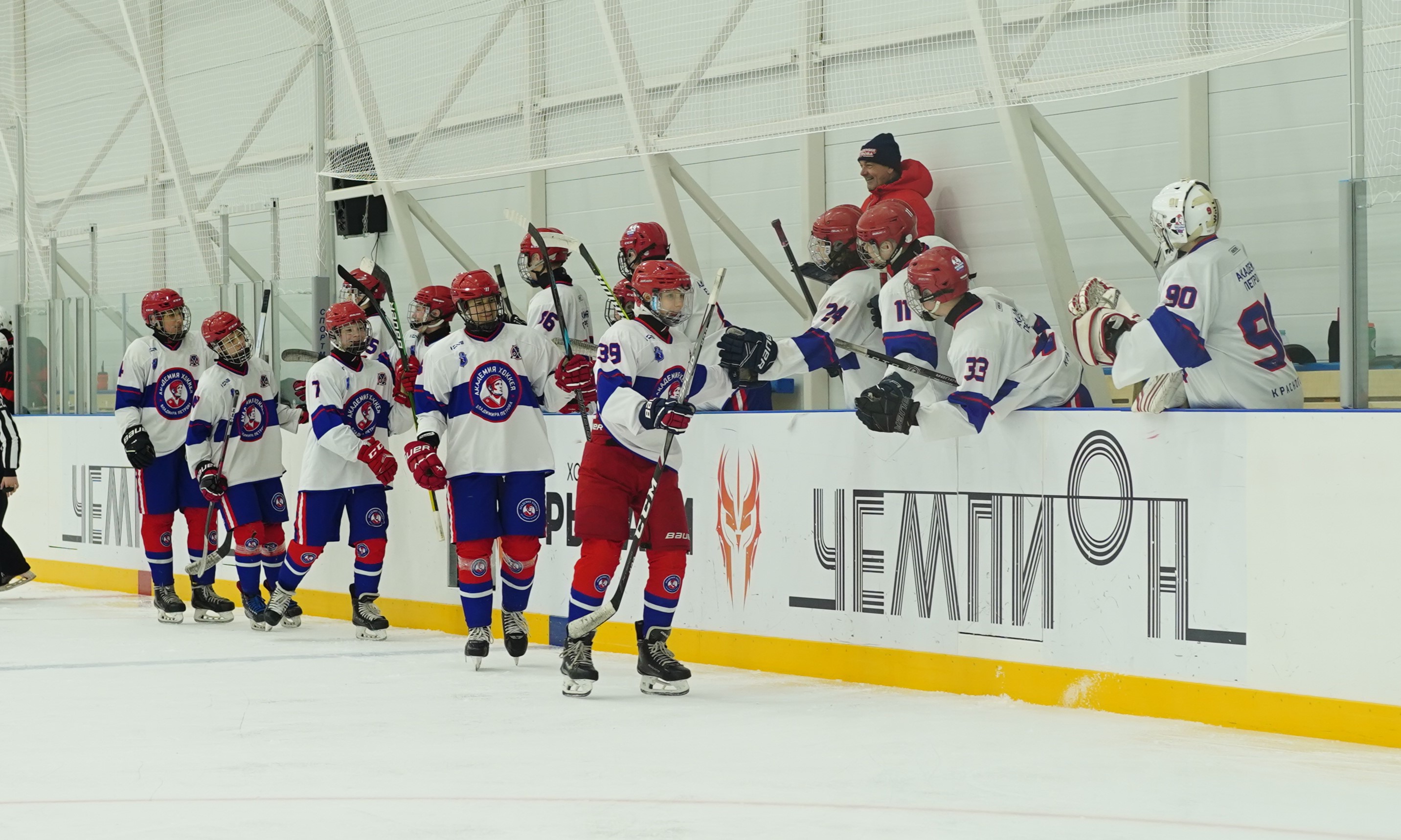 Фото: Чемпион-2010 – Академия Петрова – 5:11 