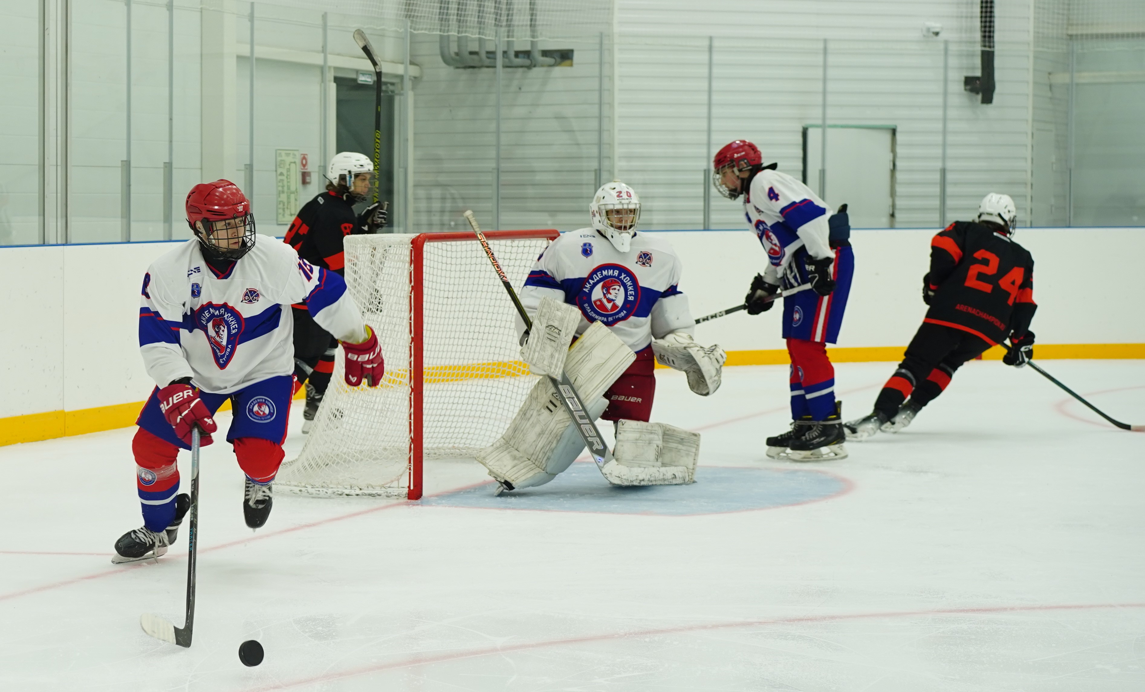 Фото: Чемпион-2010 – Академия Петрова – 5:11 