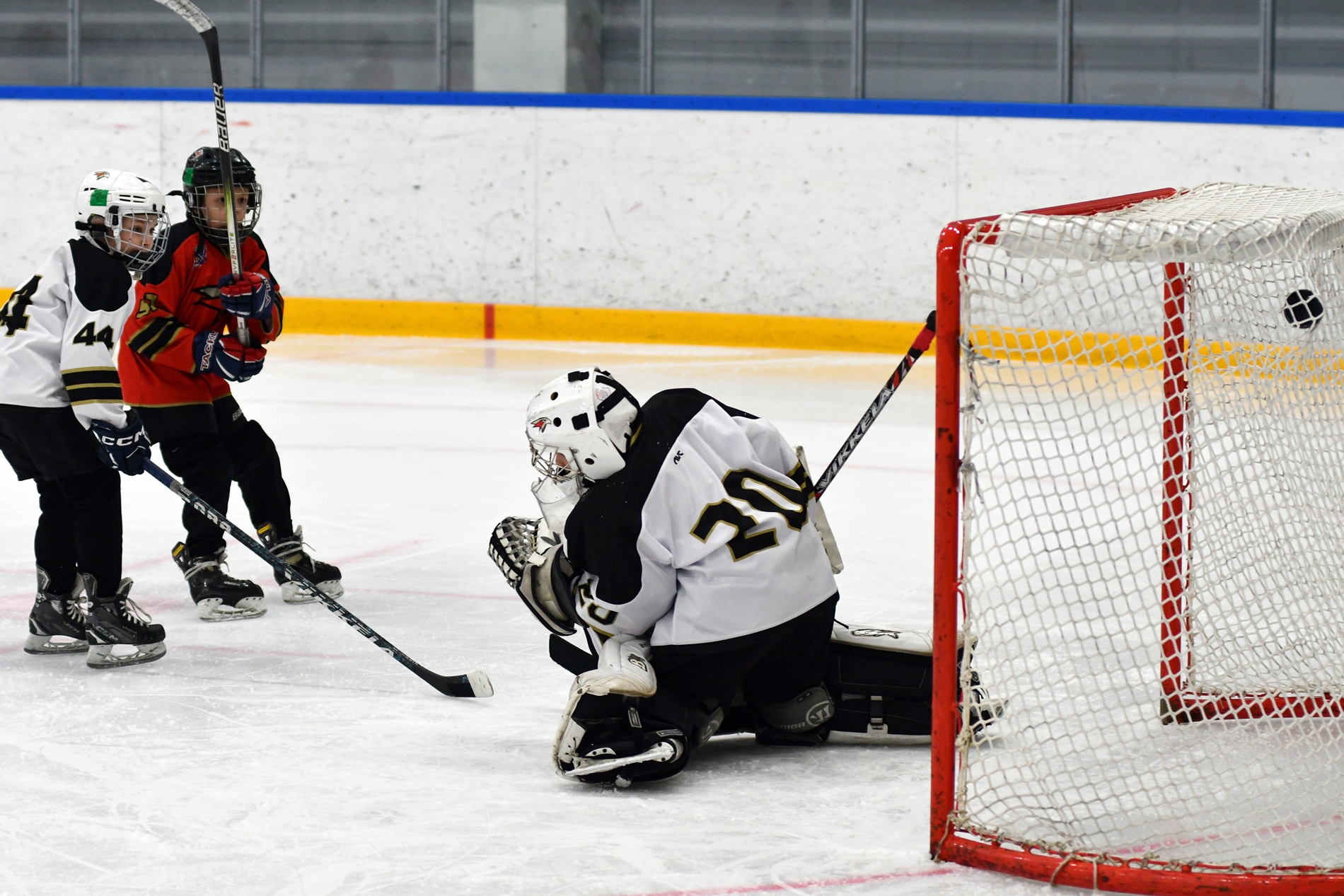 Фото: Кубок ФХМ среди команд 2016 года, второй этап. Арена Арктика