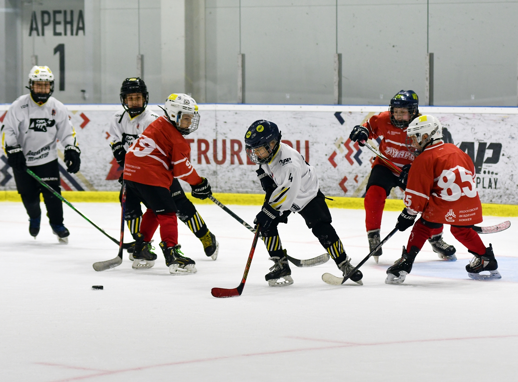 Фото: Кубок ФХМ среди команд 2016 года, второй этап. Arena Play Север