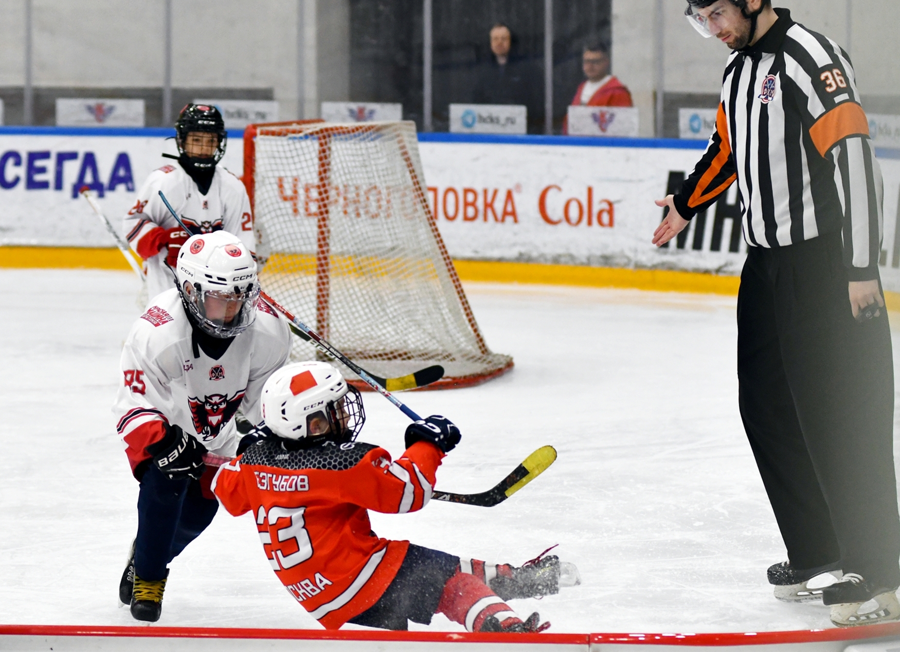 Фото: Кубок ФХМ среди команд 2016 года, плей-офф второго этапа. Арена Крылья Советов
