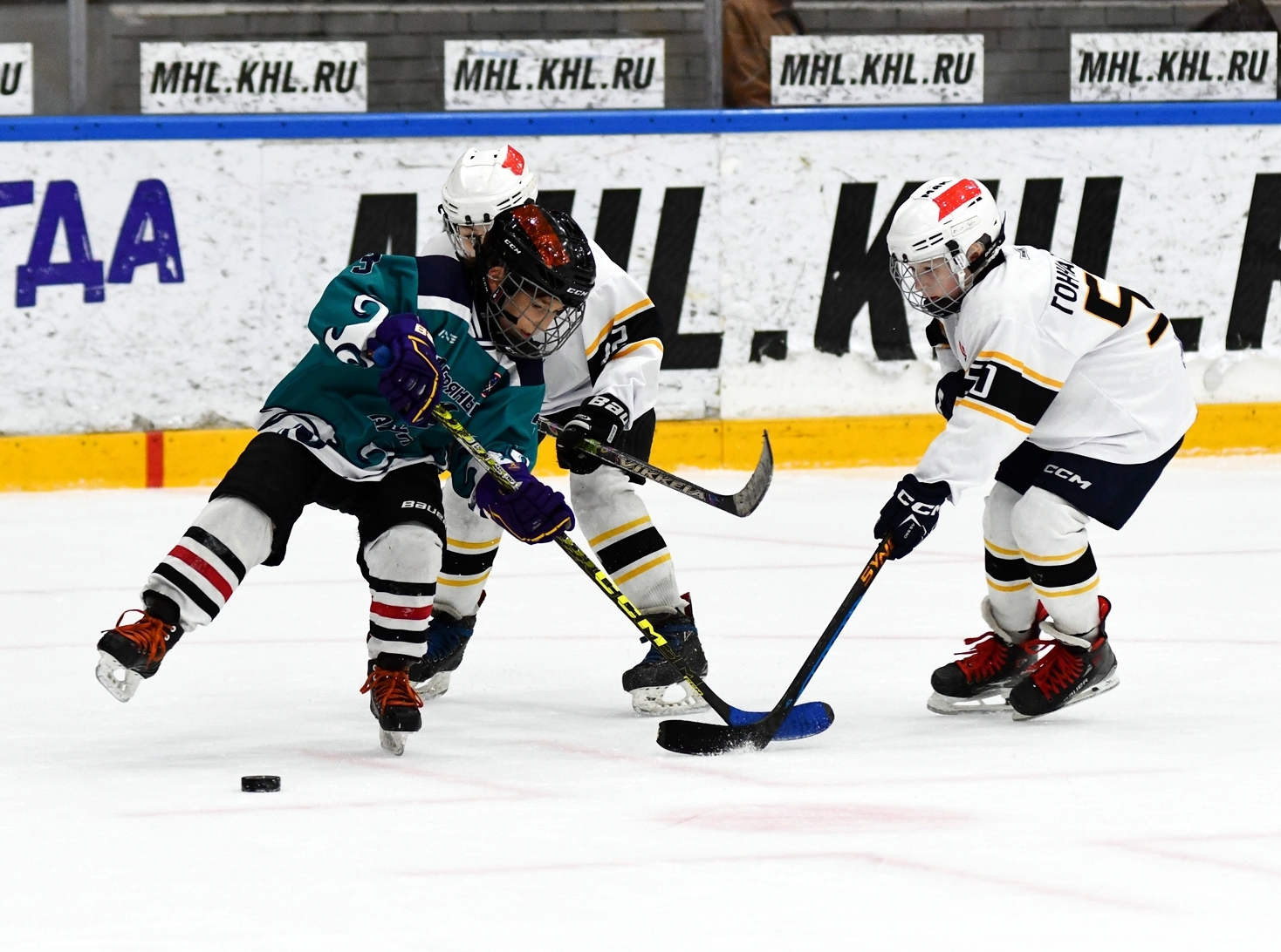 Фото: Кубок ФХМ среди команд 2016 года, плей-офф второго этапа. Арена Крылья Советов