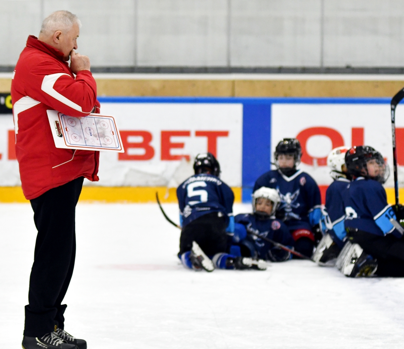 Фото: Кубок ФХМ среди команд 2016 года, плей-офф второго этапа. Арена Крылья Советов