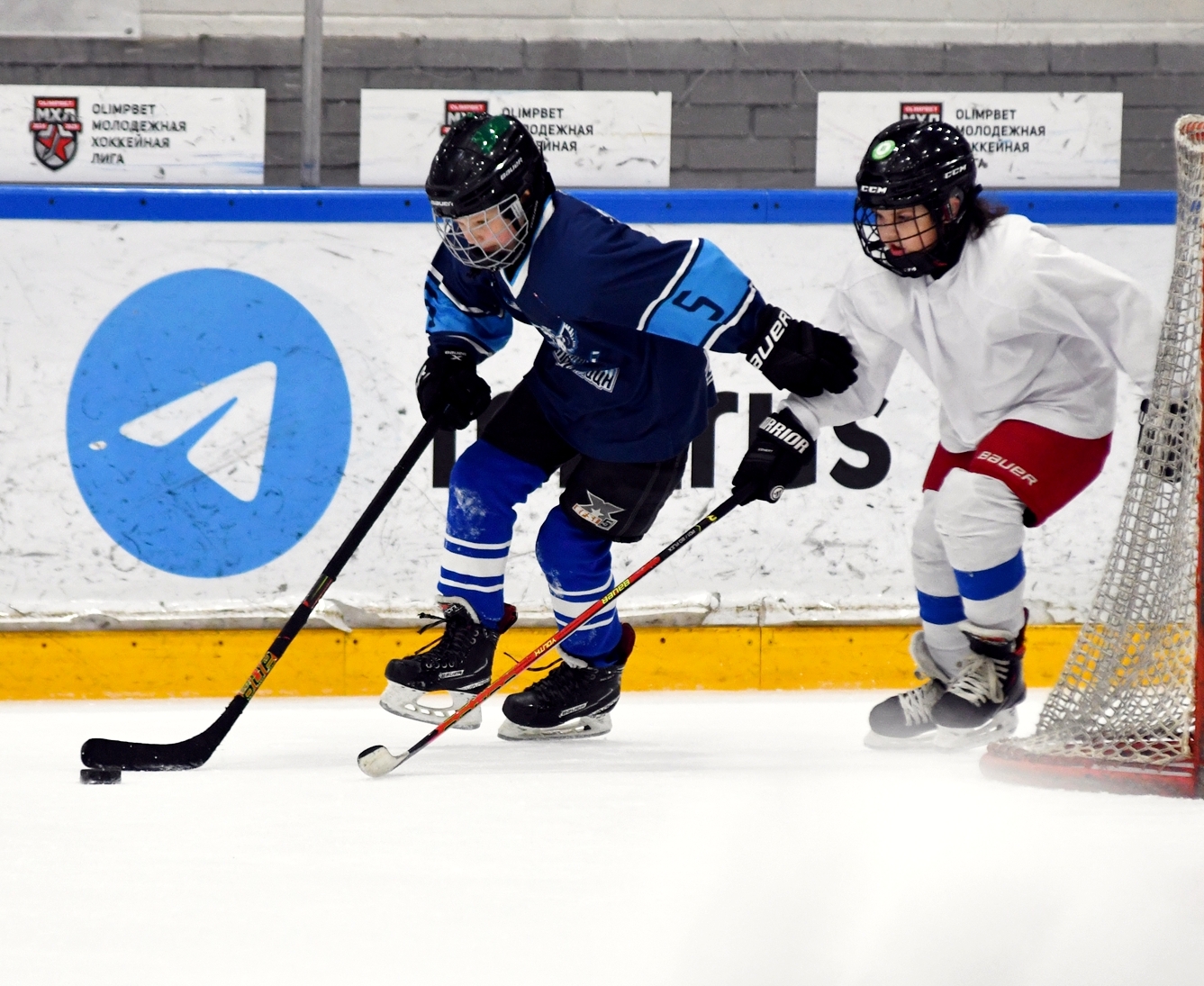 Фото: Кубок ФХМ среди команд 2016 года, плей-офф второго этапа. Арена Крылья Советов