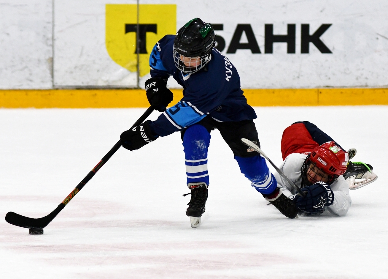 Фото: Кубок ФХМ среди команд 2016 года, плей-офф второго этапа. Арена Крылья Советов