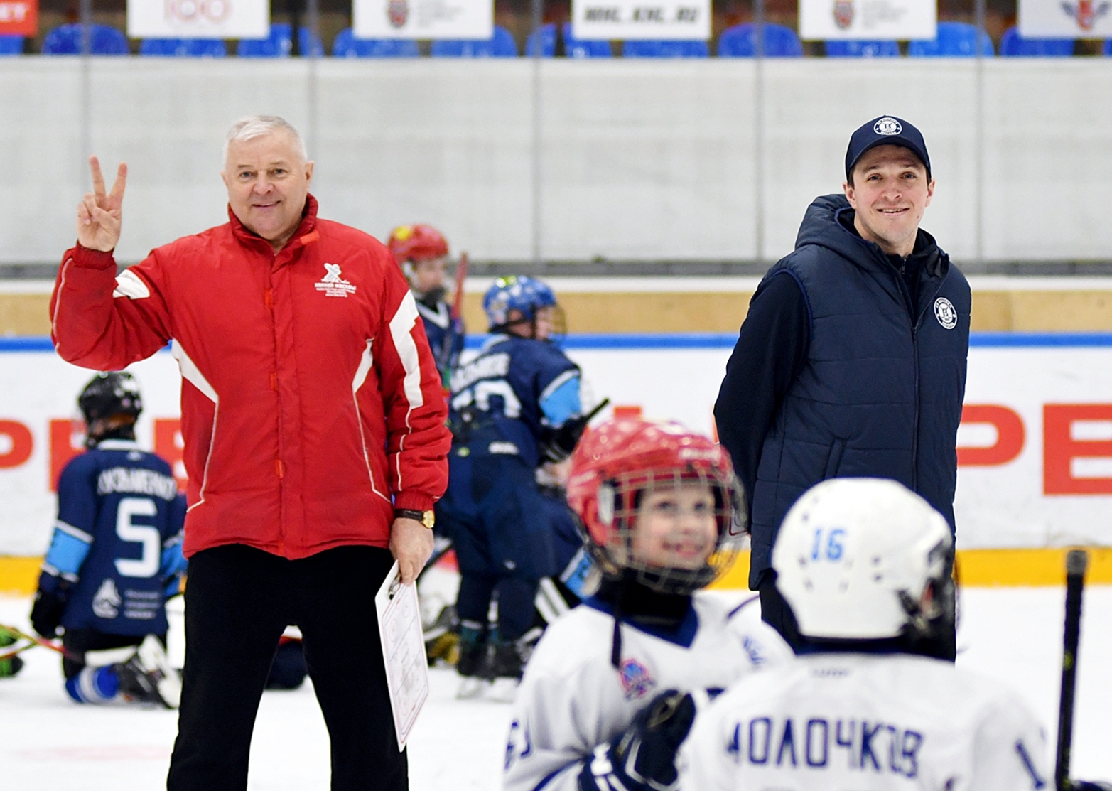 Фото: Кубок ФХМ среди команд 2016 года, плей-офф второго этапа. Арена Крылья Советов